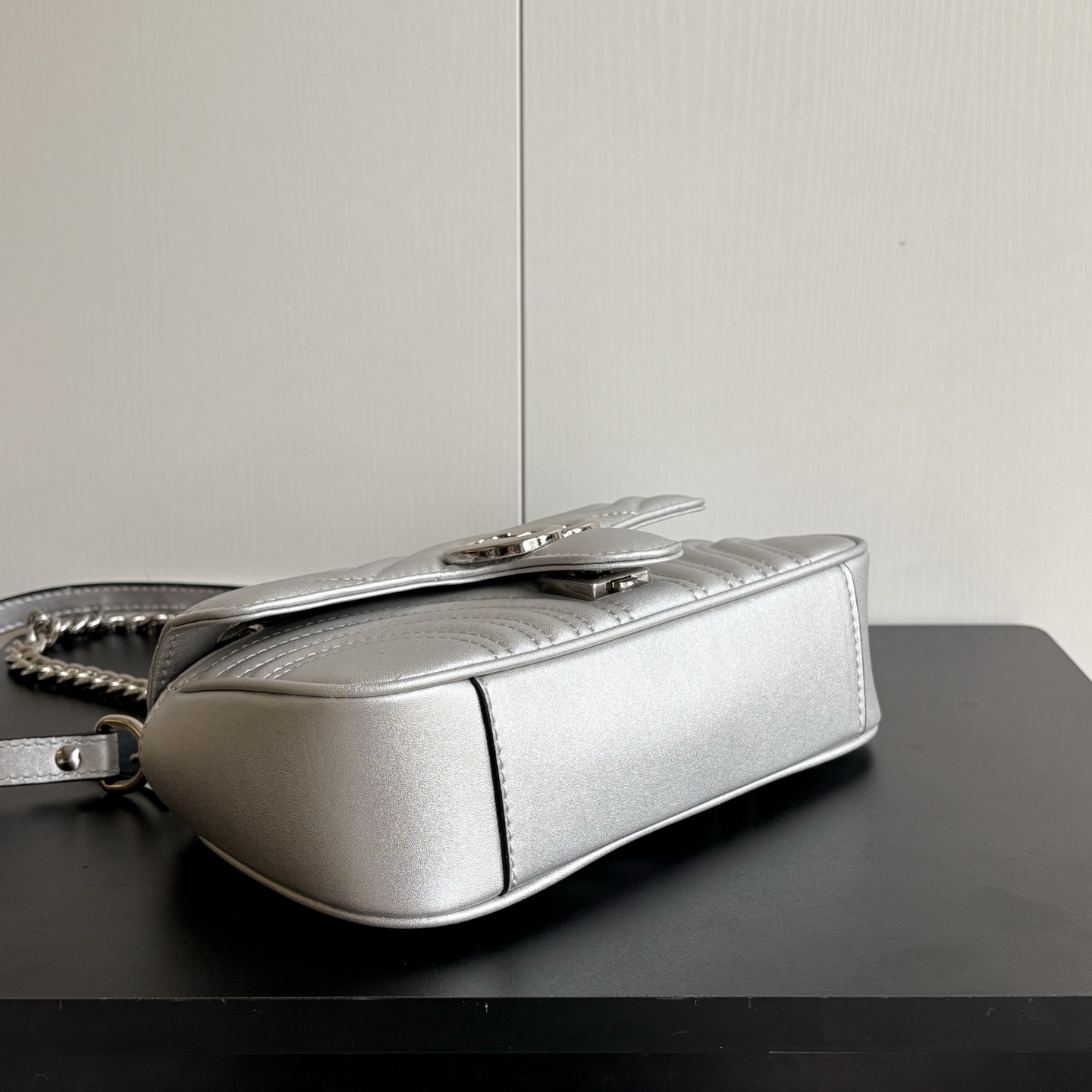 升级版实拍#

款号：
尺寸：22-6-13cm

GG marmont  小号
小号较小可爱 空间容量