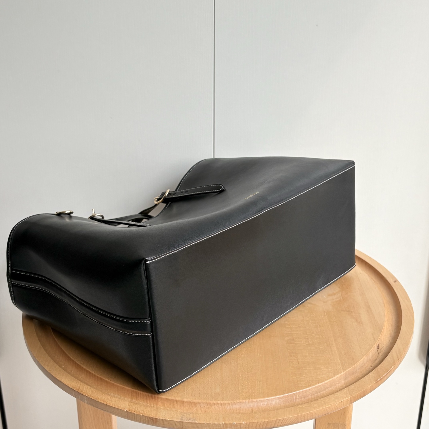 实拍#大号

型号：
尺寸：38x25.5x15cm

这款购物袋GG图案和条纹织带这两种品牌颇有辨识性