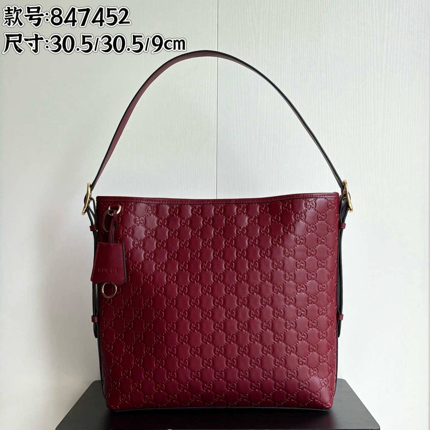 Toma real # Número de estilo: 847452 Dimensiones: Ancho 30,5X Alto 30,5X Ancho lateral 9cm ¡Nuevo modelo enviado!