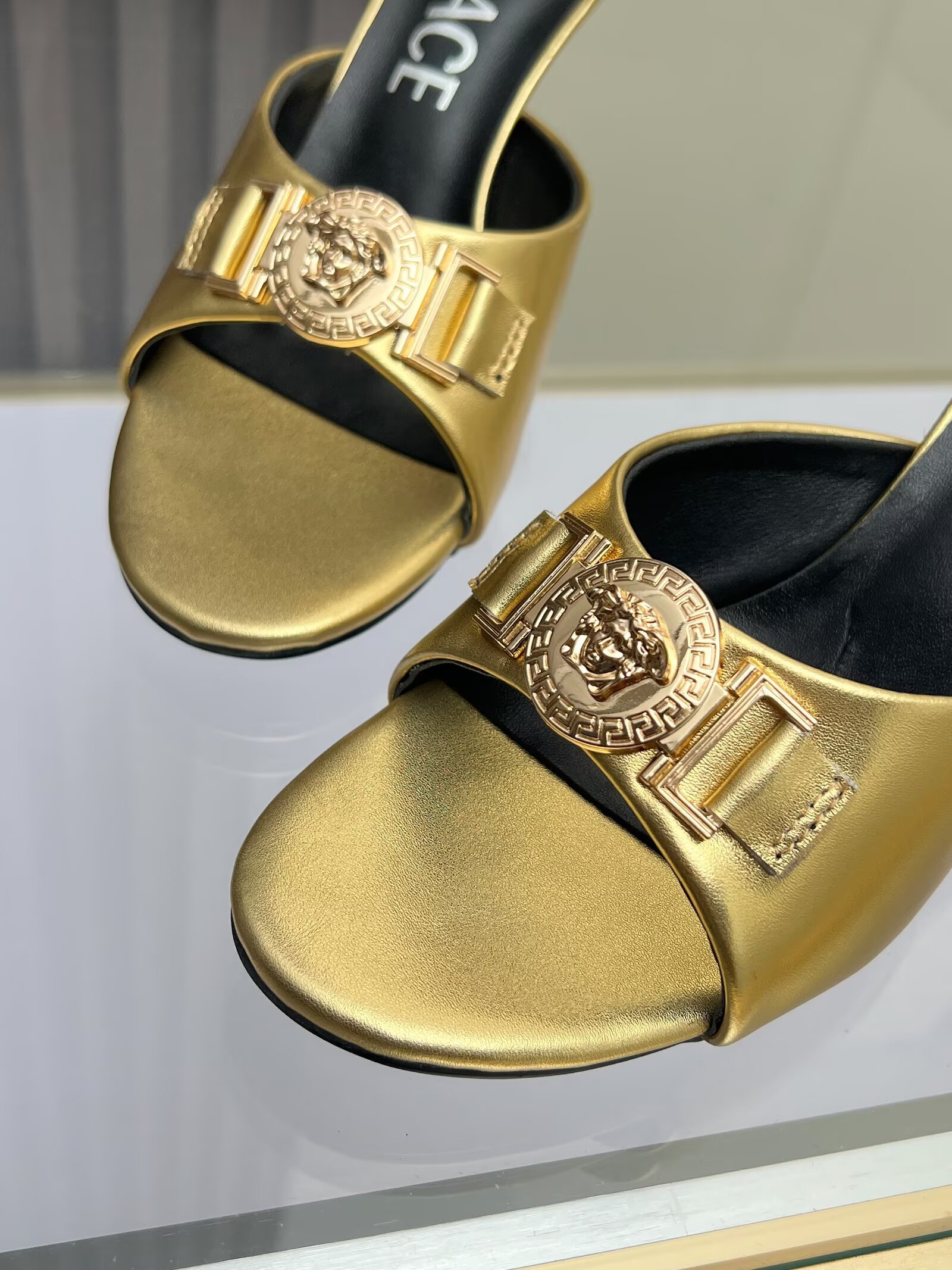 Designer Slides