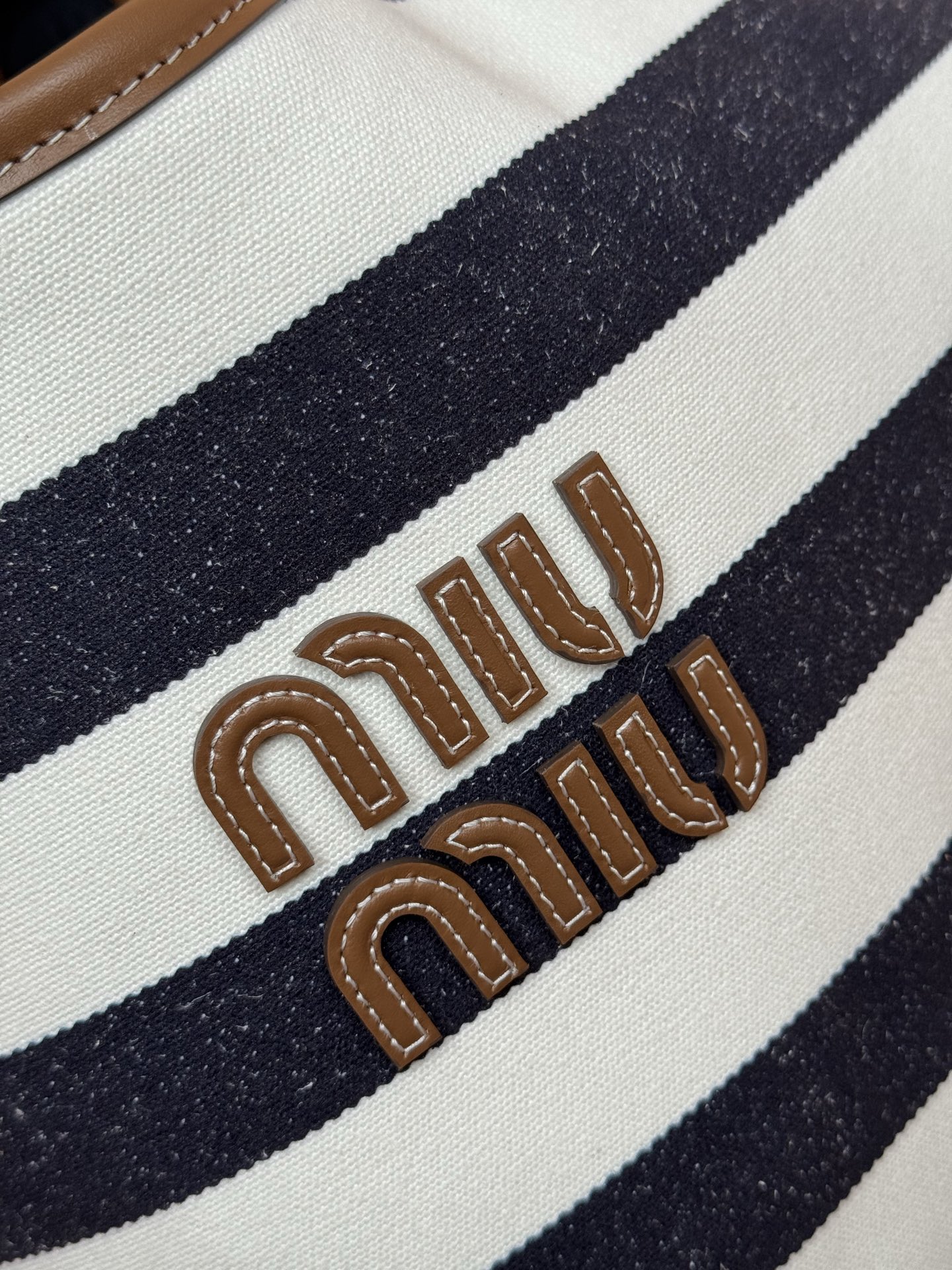 Miu Miu IVY Canvas Tote Bag, Striped Design, Gold-Tone Hardware, Stylish 7 i1749188403218 9521 0 5