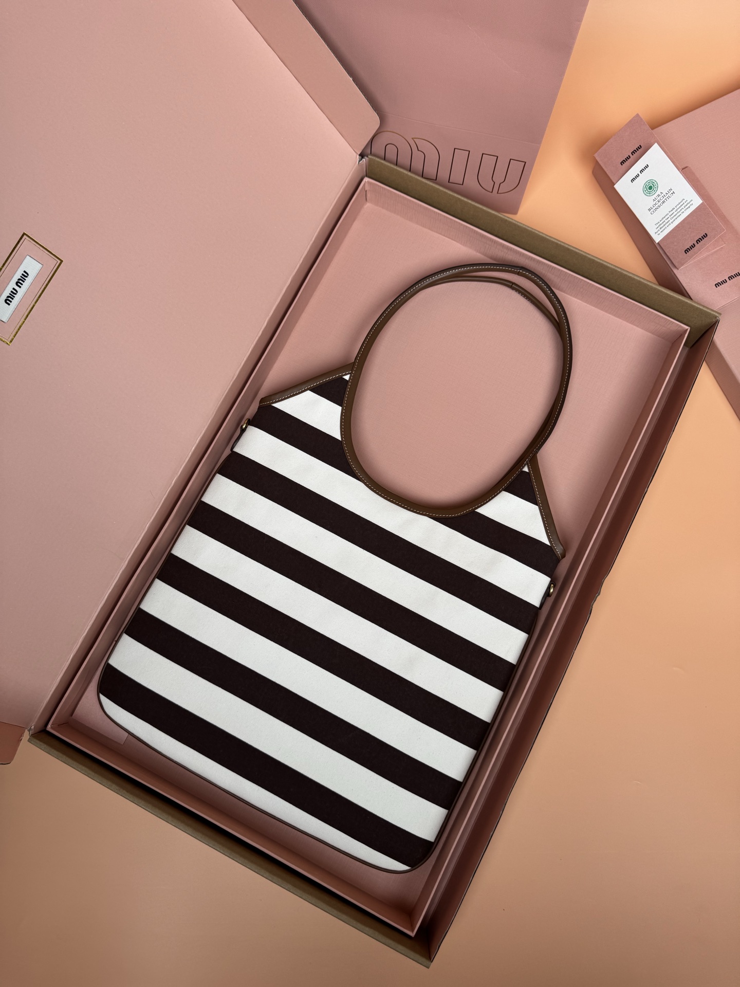 Miu Miu IVY Canvas Tote Bag: Striped Design, Summer Style, and Golden Hardware 2 i1749188635703 2764 0 1