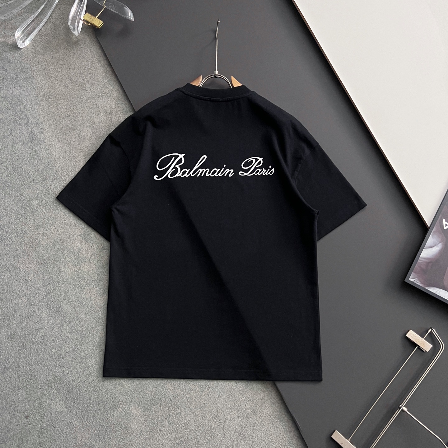 “Balman 2025 Spring & Summer T-shirts: Fashion Show with Logo Embroidery” - 图片 9