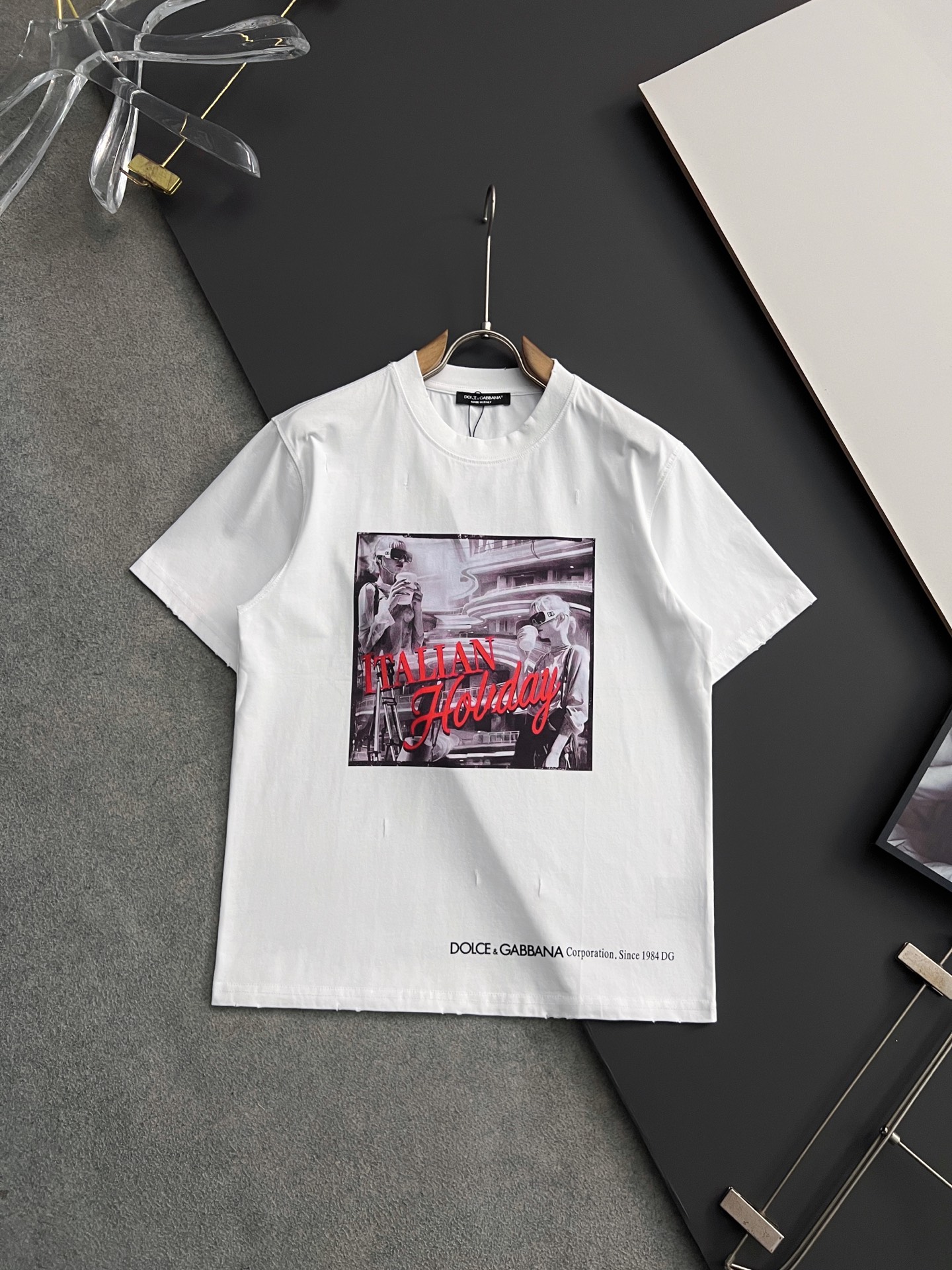 NO:139608,) 2025 exclusive · New product!  DG* hot product] DuPont, USA, Zorona fabric black technology) hot product spot spring and summer short sleeves, simple basic wardrobe artifact, casual and versatile must-have) workmanship and line texture, two colors recommended) slim fit style [strong] S-XXL), Dolce & Gabbana, T-shirt, alexander wang19860909）2025独家·新品！DG*爆款】美国杜邦公司所罗纳面料黑科技）爆款现货春夏短袖,简约基础衣橱神器, 休闲百搭必备款）做工走线质感一流,两色推荐）修身版型[强]码数S- XXL）,,Dolce&Gabbana,T-shirt,alexander wang,Men's clothing