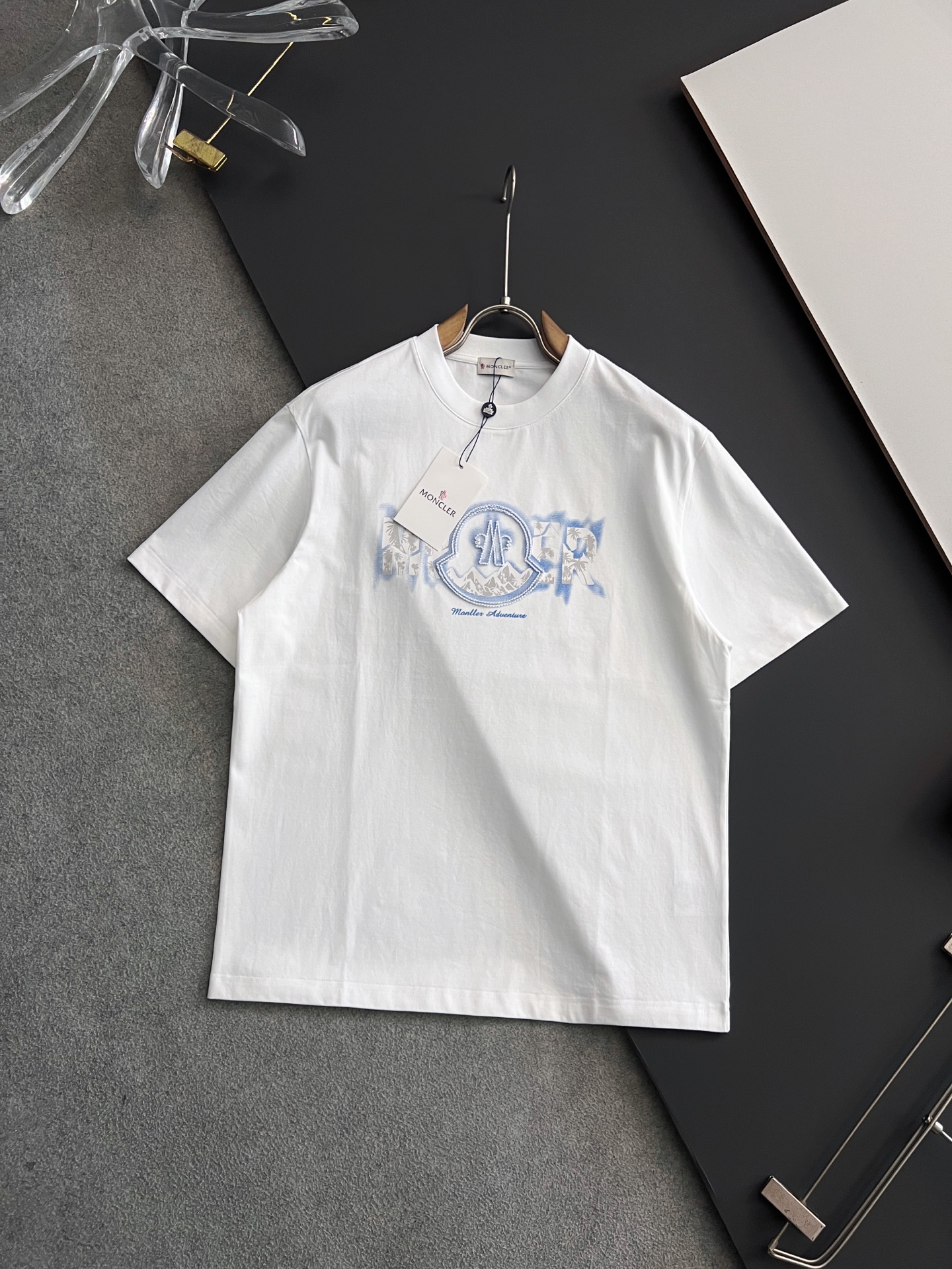 NO:141876,) 2025 exclusive · New product!  Mon* hottest] DuPont, USA, Zorona fabric black technology) hot spot spring and summer short sleeves, simple basic wardrobe artifact, casual and versatile must-have) workmanship and line texture, two colors recommended) slim fit style [strong] code number) M-3XL, T-shirt, alexander wang19860909）2025独家·新品！Mon*爆款】美国杜邦公司所罗纳面料黑科技）爆款现货春夏短袖,简约基础衣橱神器, 休闲百搭必备款）做工走线质感一流,两色推荐）修身版型[强]码数）M-3XL,,T-shirt,alexander wang,Men's clothing