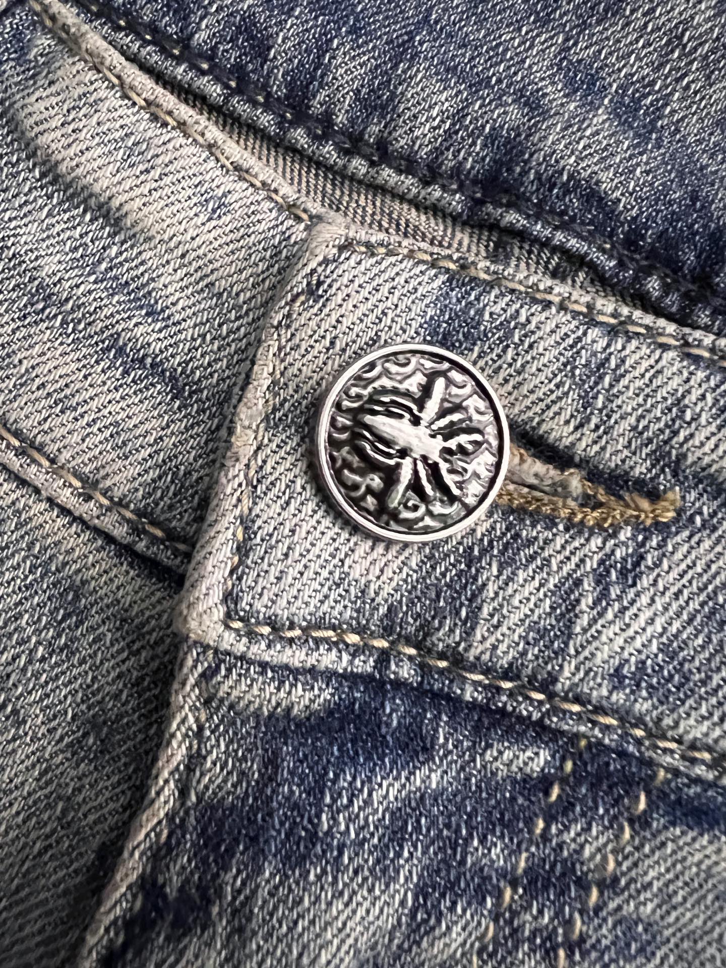 High-Class Heavy-Work Water-Washing Jeans with Unique Design and Comfortable Elasticity - 图片 6