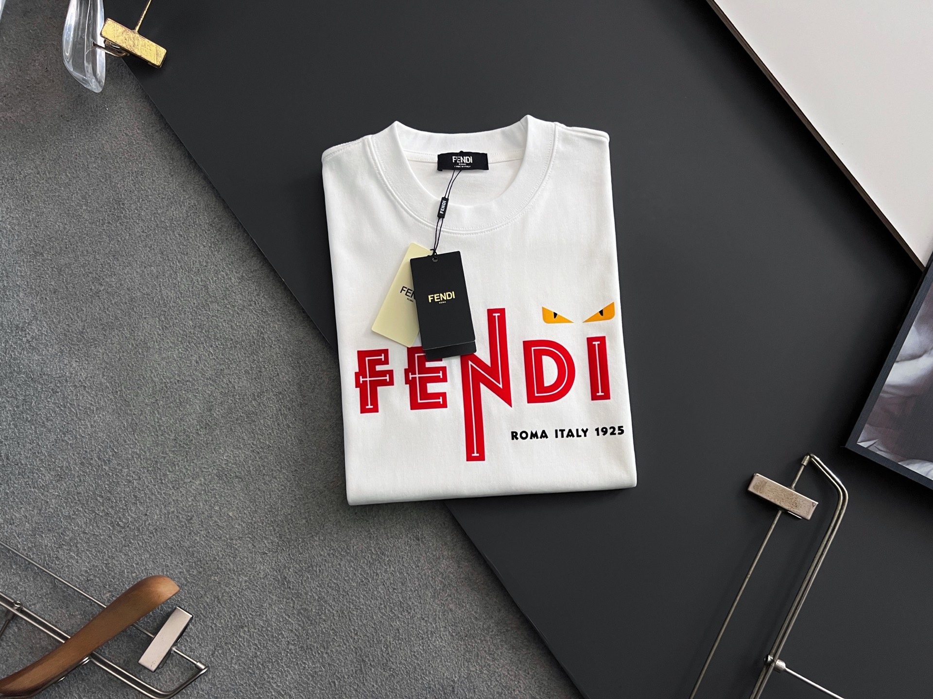 Fendi 四季系列 短袖服装 6