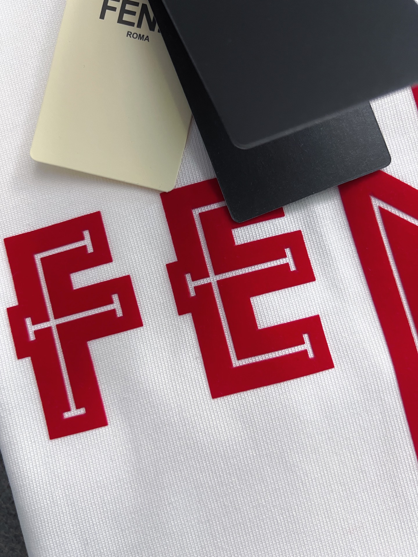 Fendi 四季系列 短袖服装 4
