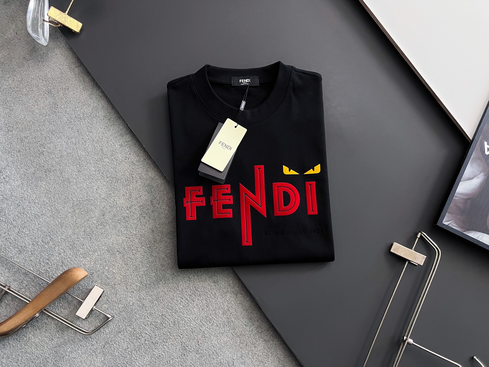 Fendi 四季系列 短袖服装 6