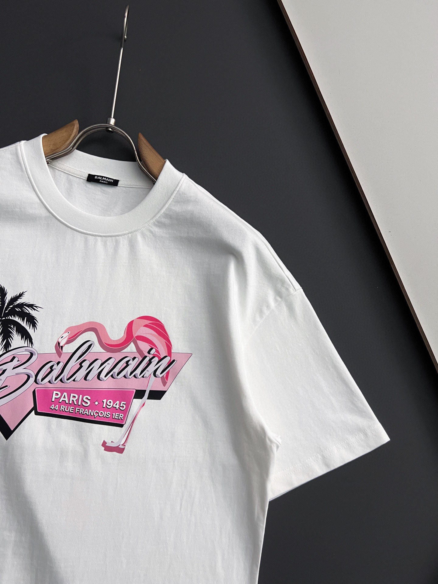 “Balman 2025 Spring/Summer T-shirts: Fashion Show with Logo Embroidery, Cotton Comfort” - 图片 3