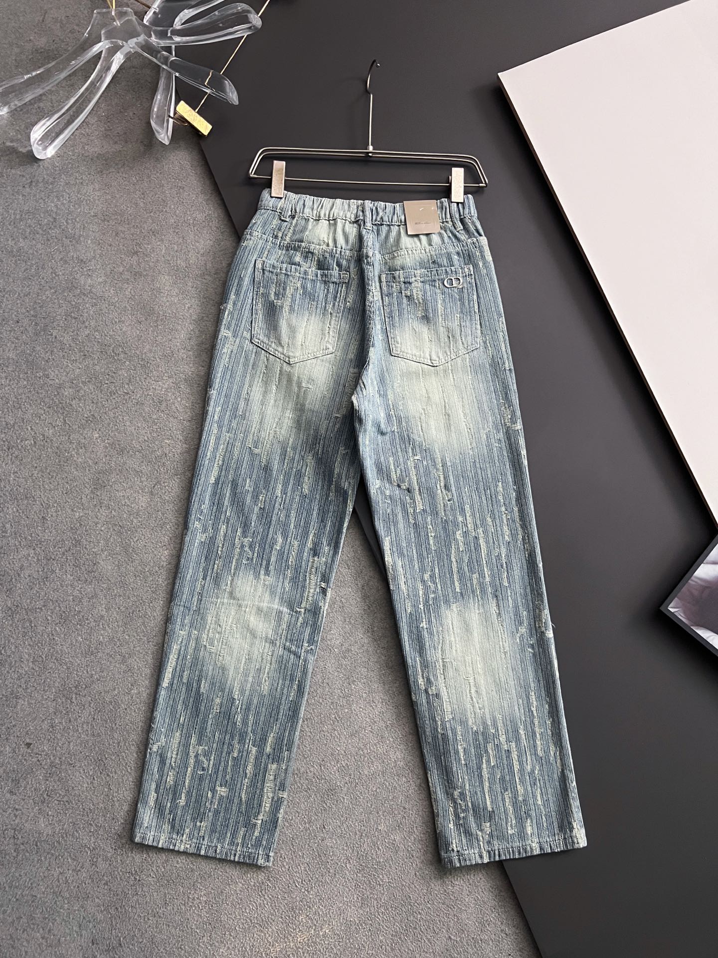 Regenerative Agriculture Inspired Blue Cotton Jeans: Quality Dollar CD* 25SS – Care Instructions Included - 图片 7