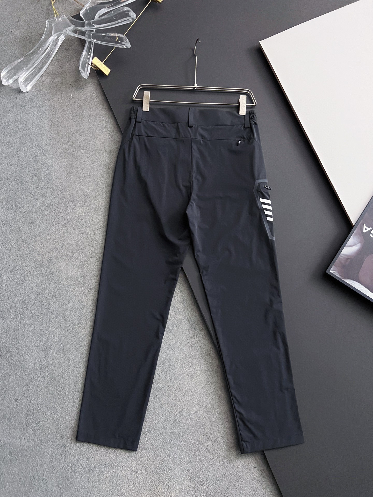 “TB*25Ss: Custom Ice-Cooked Leisure Pants, Wrinkle-Resistant, Wet and Ventilated” - 图片 7