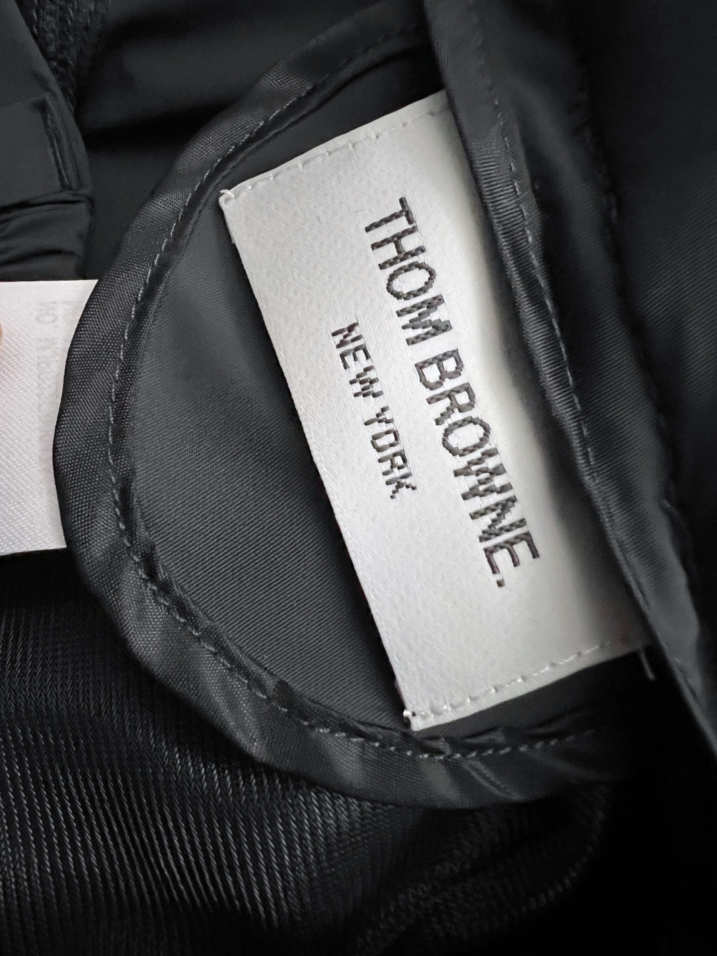 “TB*25Ss: Custom Ice-Cooked Leisure Pants, Wrinkle-Resistant, Wet and Ventilated” - 图片 5