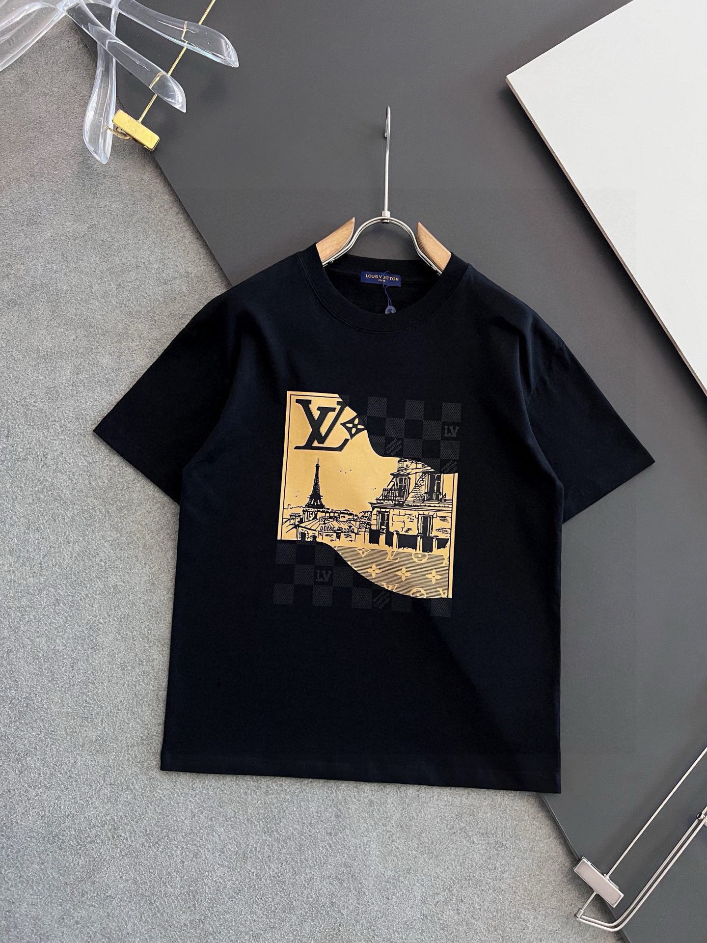 NO:431479,) 1V, 310g pure cotton double yarn hot spot four-season series short-sleeved series, simple basic wardrobe artifact, casual and versatile must-have) workmanship and wiring texture first-class, two colors recommended, white, black,) Exclusive style test, no solution for everyone to wear [Strong] Number M-3XL),, T-shirt, alexander wang19860909）1V、310g纯棉双纱爆款现货四季系列短袖,简约基础衣橱神器, 休闲百搭必备款）做工走线质感一流,两色推荐白色、黑色、）独家版型测试上身无解谁穿都合适[强]码数Ｍ-3XL）,,T-shirt,alexander wang,Men's clothing