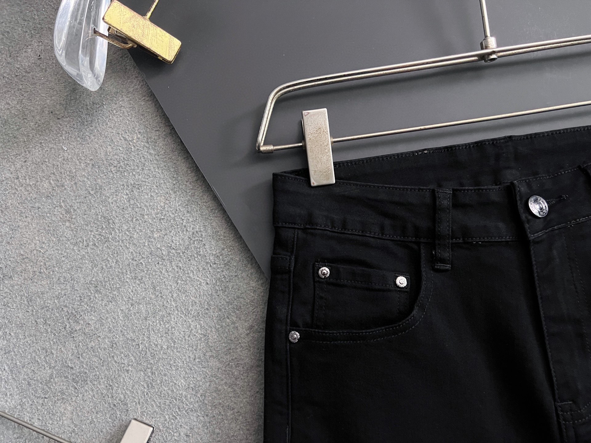 “High-Class Water-Washed Jeans: Comfort, Elasticity, Unique Design, Fashion Style” - 图片 5