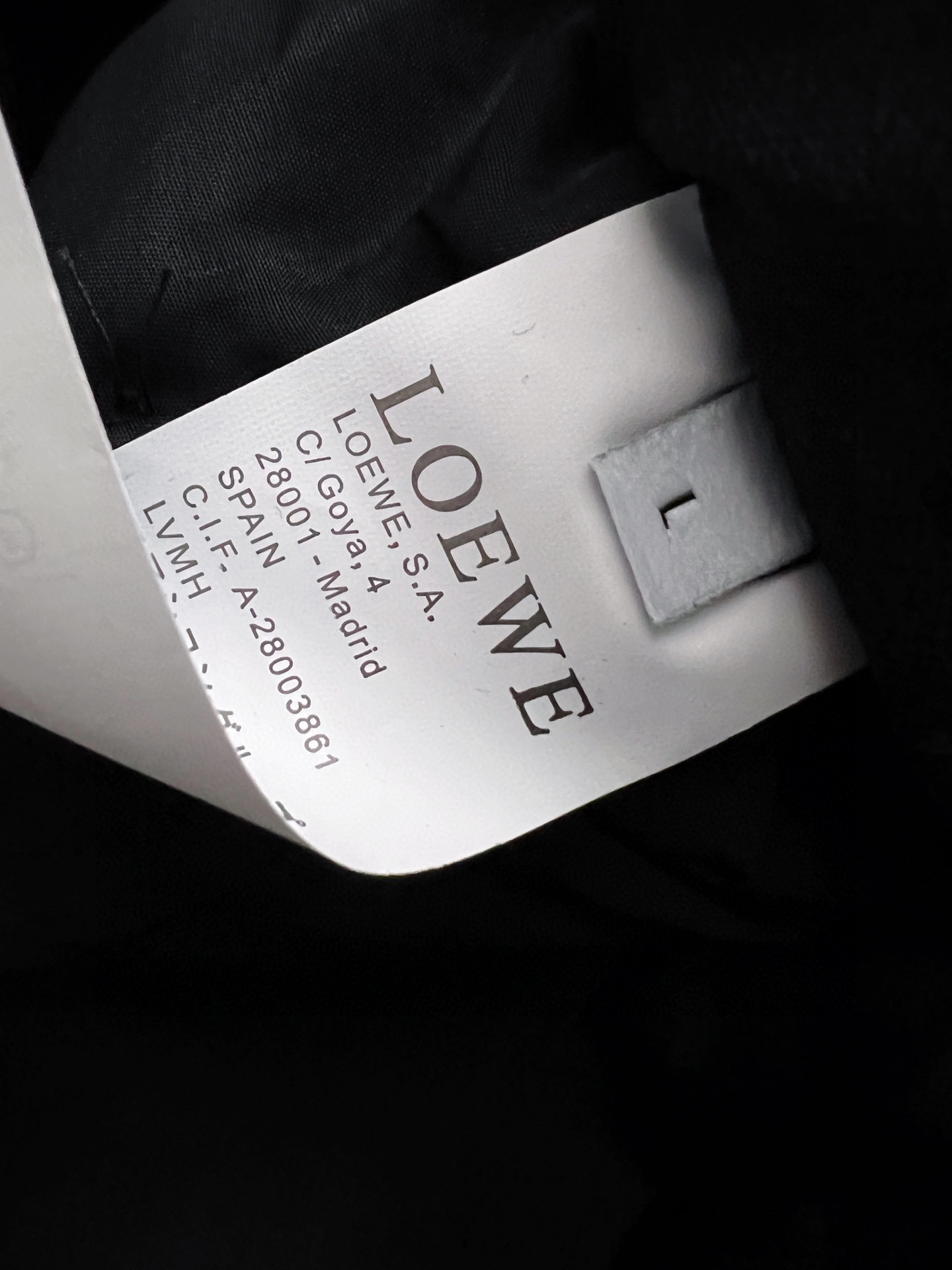 Loe* Blast Pure Cotton Shorts with Coloured Water Washes and True Silk Filaments - 图片 8
