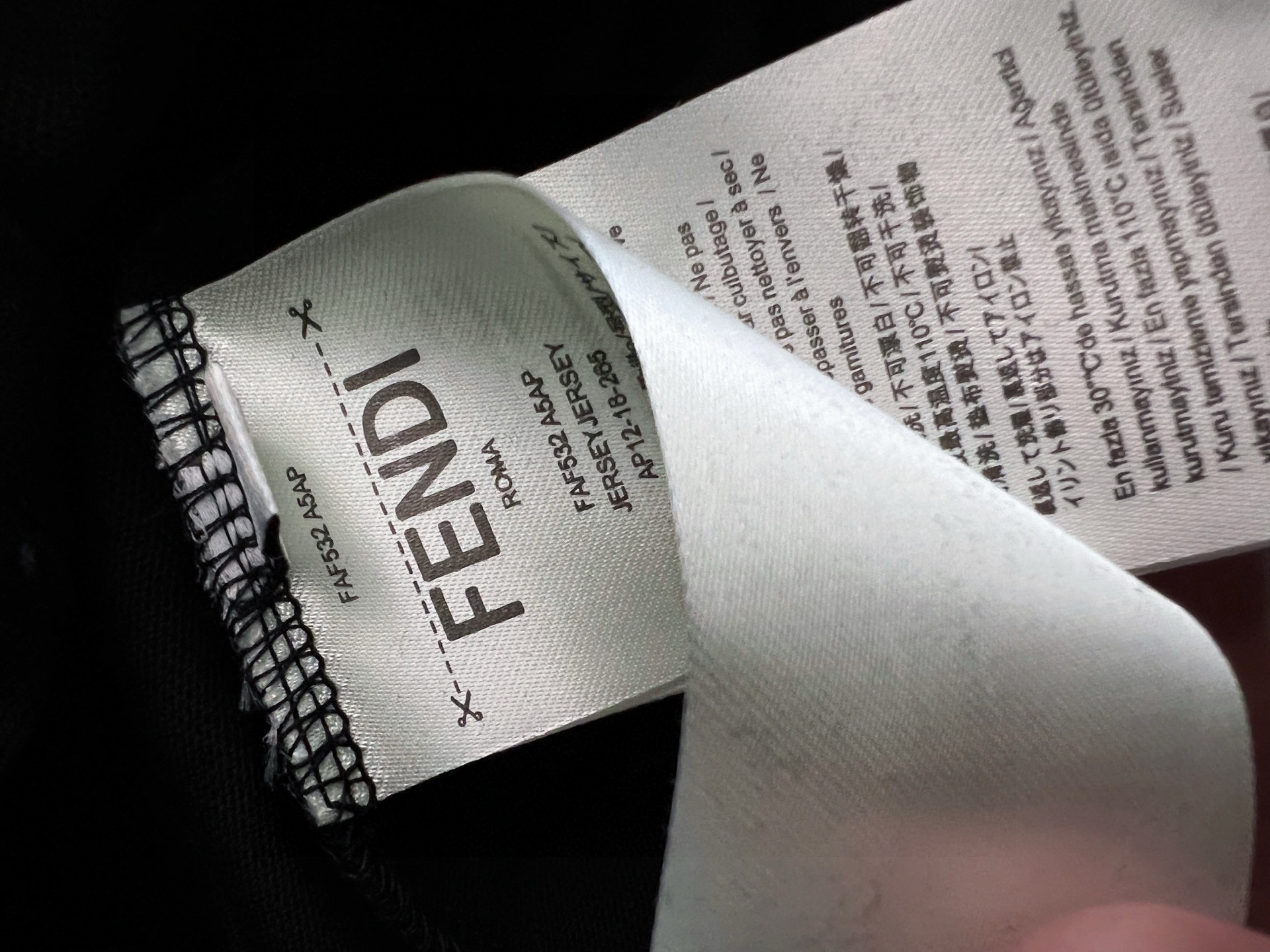 ）25款Fend*🌟最新独家爆款*.】重克280克纯棉双纱）爆款现货四季系列短袖，简约基础衣橱神器， 休