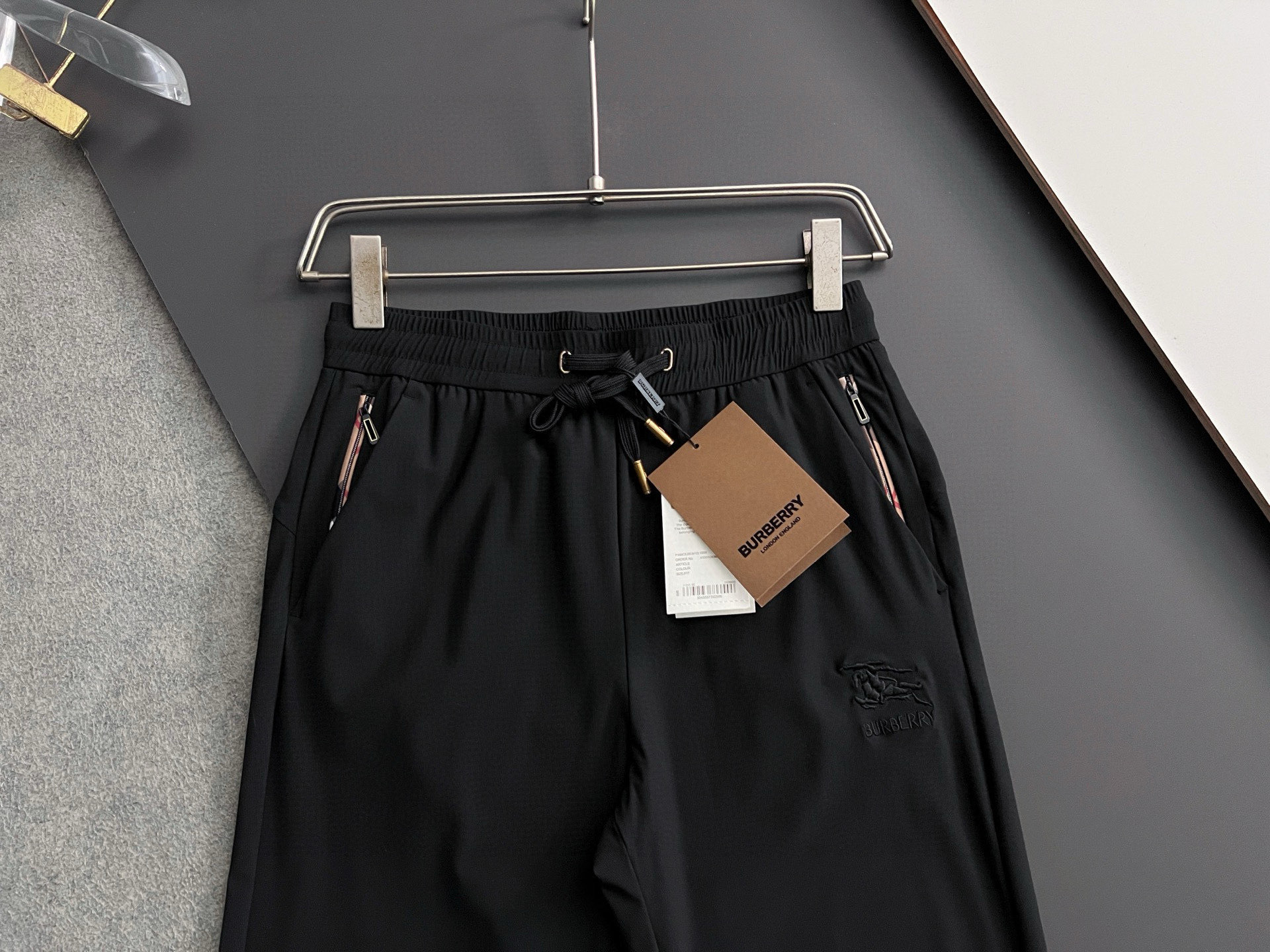 “Bur*25Ss: Custom Ice-Cooled Leisure Pants, Wrinkle-Resistant, Wet and Ventilated, Size M-4XL” - 图片 2