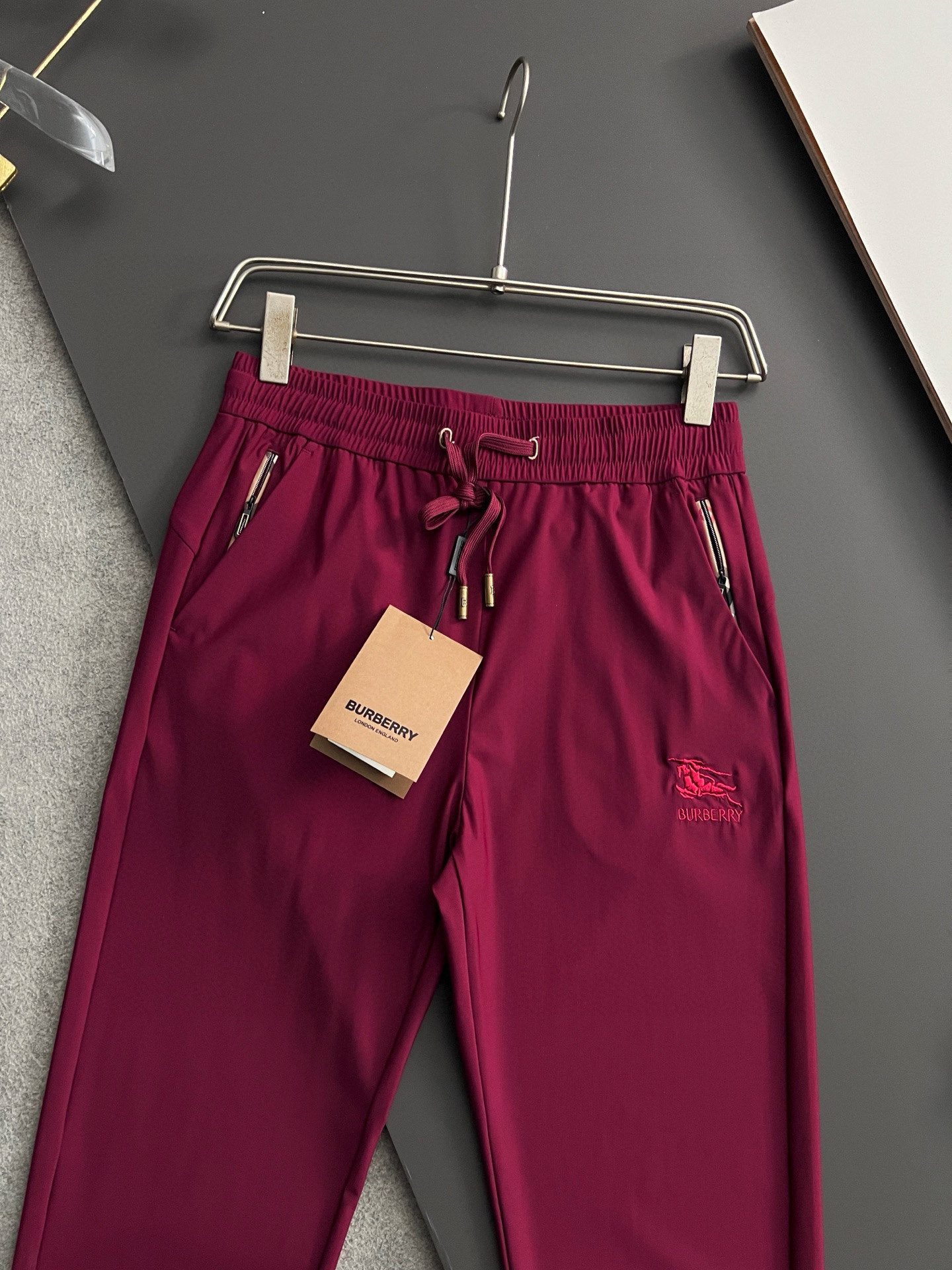“Bur*25Ss: Custom Ice-Cooled Leisure Pants, Wrinkle-Resistant, Wet and Ventilated” - 图片 3