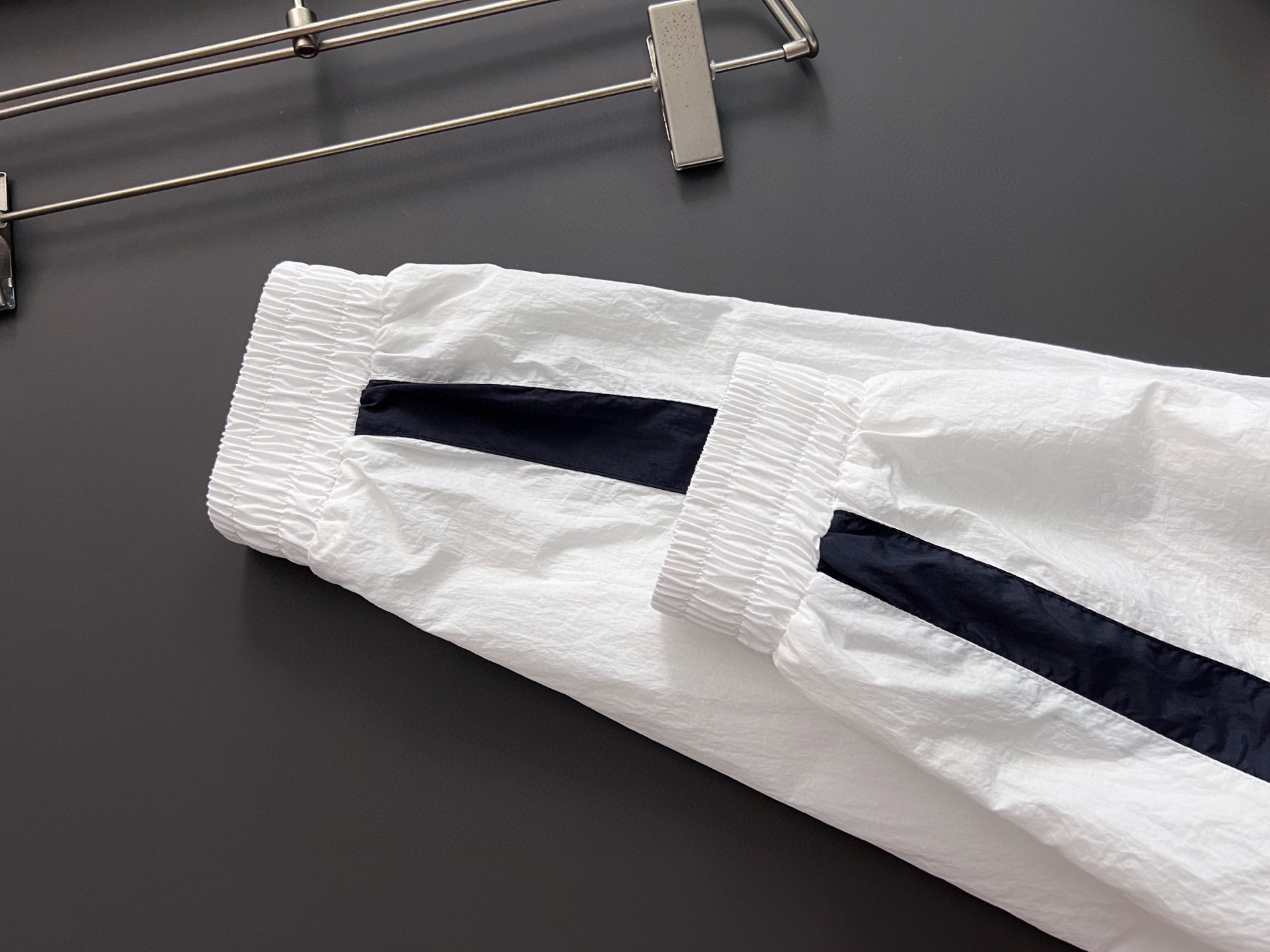 High-Quality Sunscreen Jackets for Men and Women in Various Sizes - 图片 8