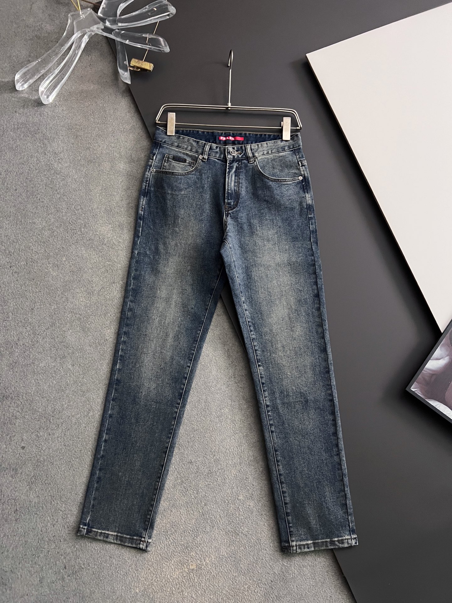 Prad* P576 Jeans: Original Water-washing Surfaces, Comfort, Elasticity, Unique Design - 图片 1