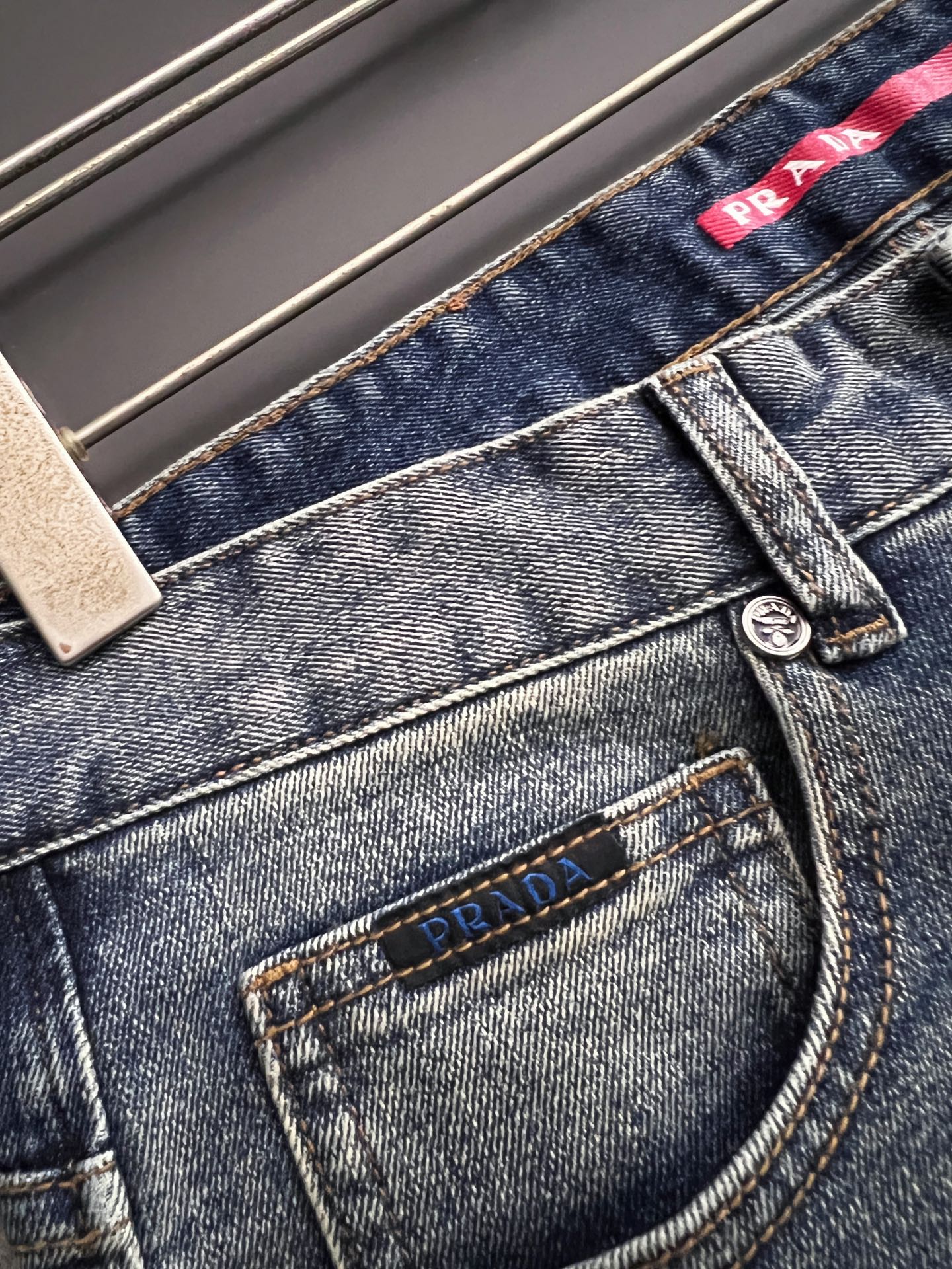 Prad* P576 Jeans: Original Water-washing Surfaces, Comfort, Elasticity, Unique Design - 图片 4