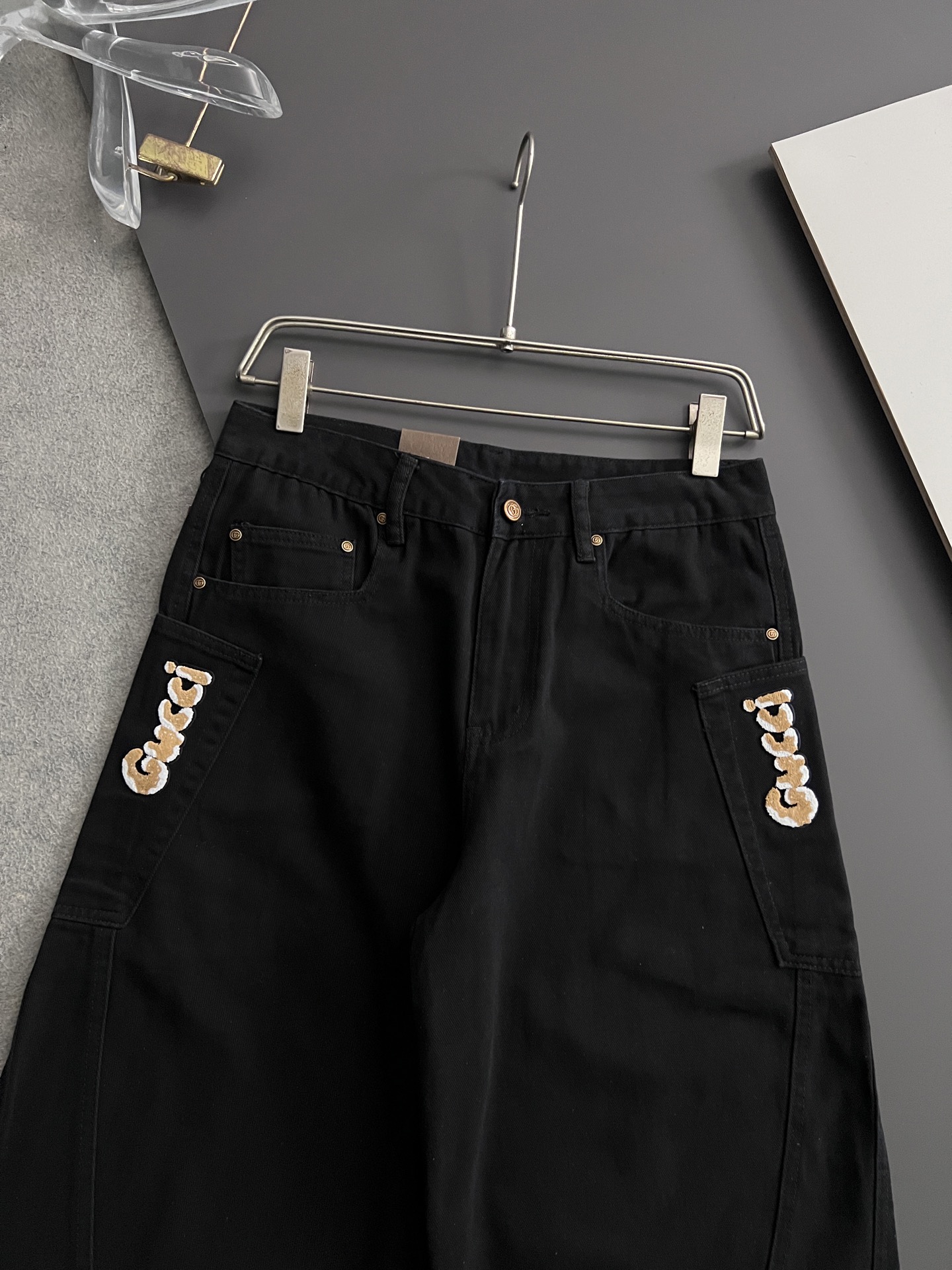Gucc* 25SS Blue Cotton Jeans: Regenerative Agriculture Philosophy, Care Instructions, Unique Design - 图片 3