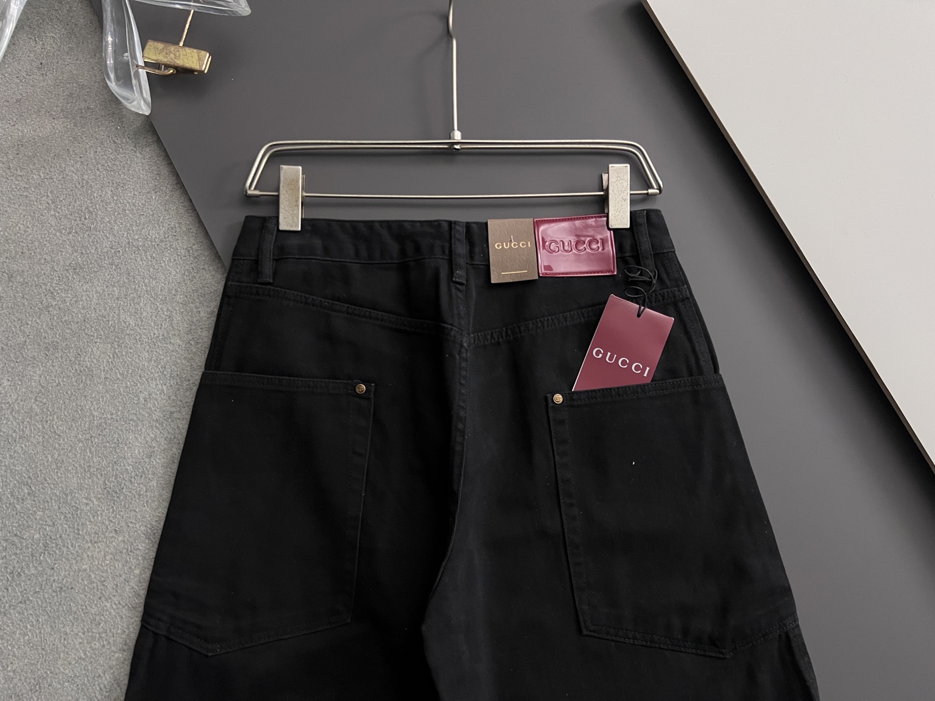 Gucc* 25SS Blue Cotton Jeans: Regenerative Agriculture Philosophy, Care Instructions, Unique Design - 图片 7