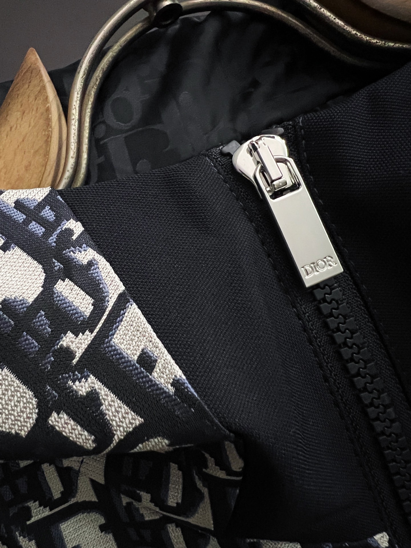 (P1122) CD* 2025, NEW, OLD, RED COTTON JACKET, ORIGINAL 1:1 CUSTOMIZE ALL HARDWARE FITTINGS - 图片 4