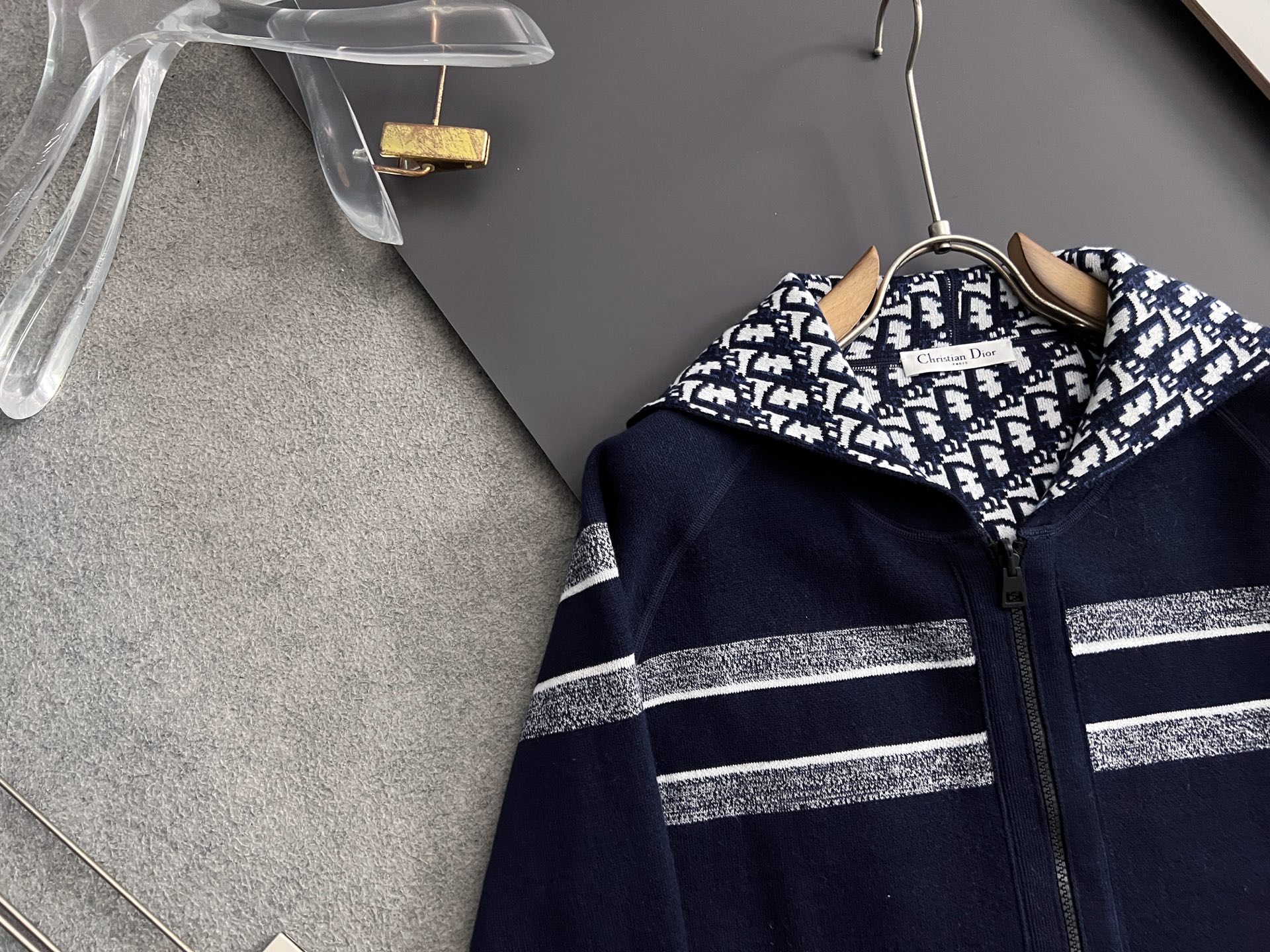 New Fall/Winter Co-Heavy Kowtow Sweater: 100% Knitted Wool, Colorful Stripes, Recreational Tailoring - 图片 2