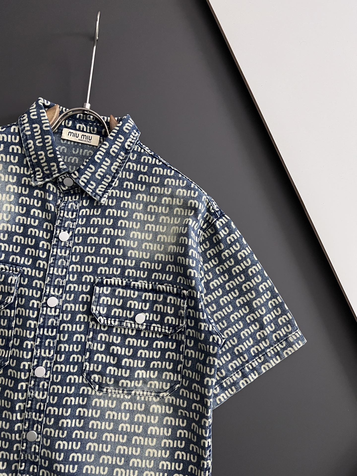 Customizable Old Letter-Printed Logo Cowboy Shirts in Cotton Fabrics for Men and Women - 图片 3