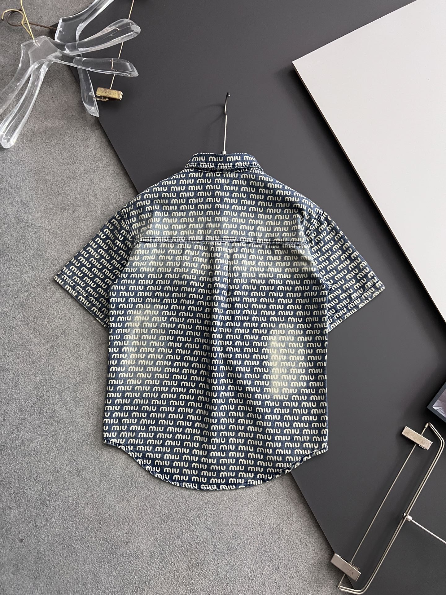 Customizable Old Letter-Printed Logo Cowboy Shirts in Cotton Fabrics for Men and Women - 图片 7