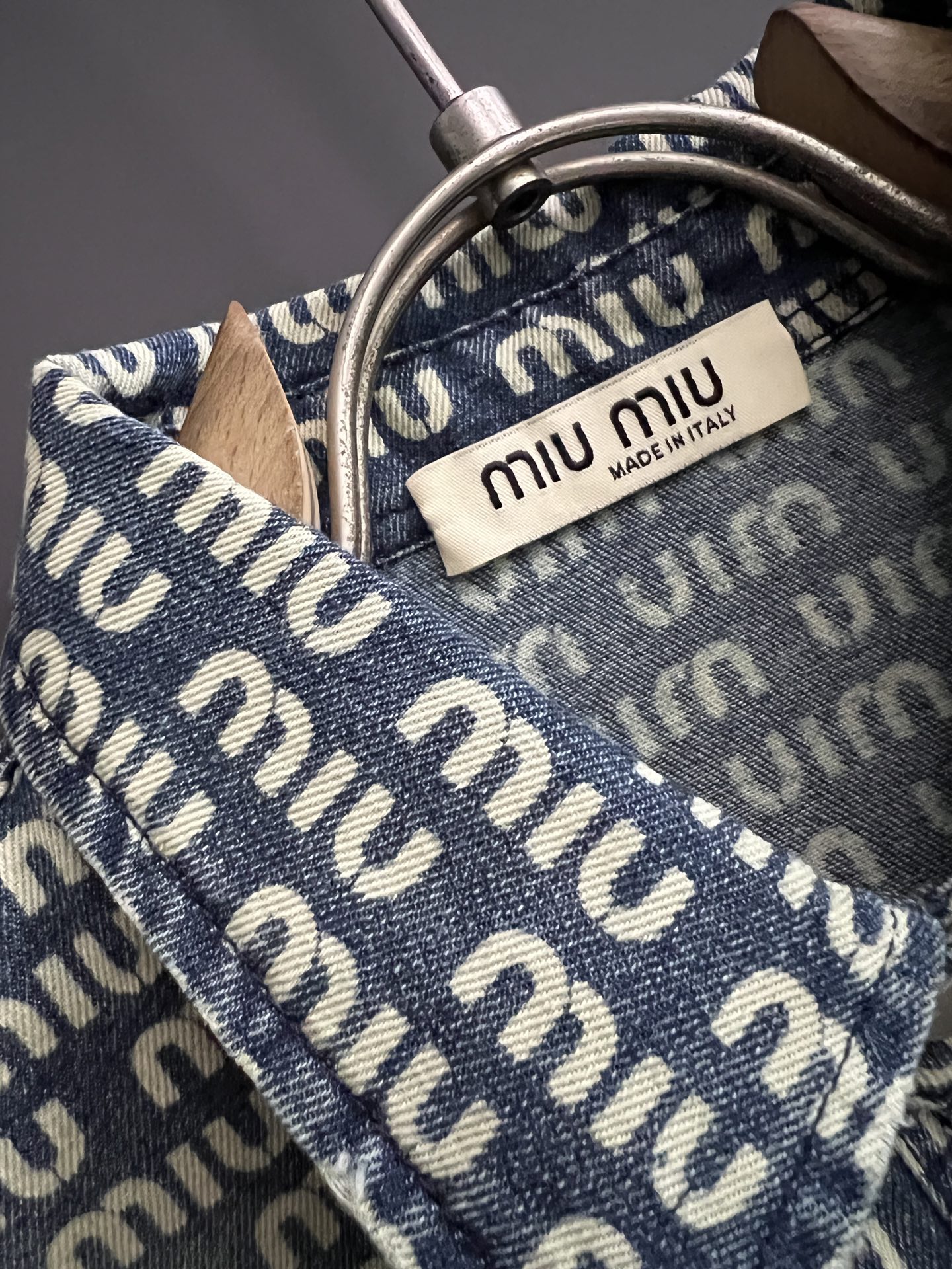 Customizable Old Letter-Printed Logo Cowboy Shirts in Cotton Fabrics for Men and Women - 图片 4
