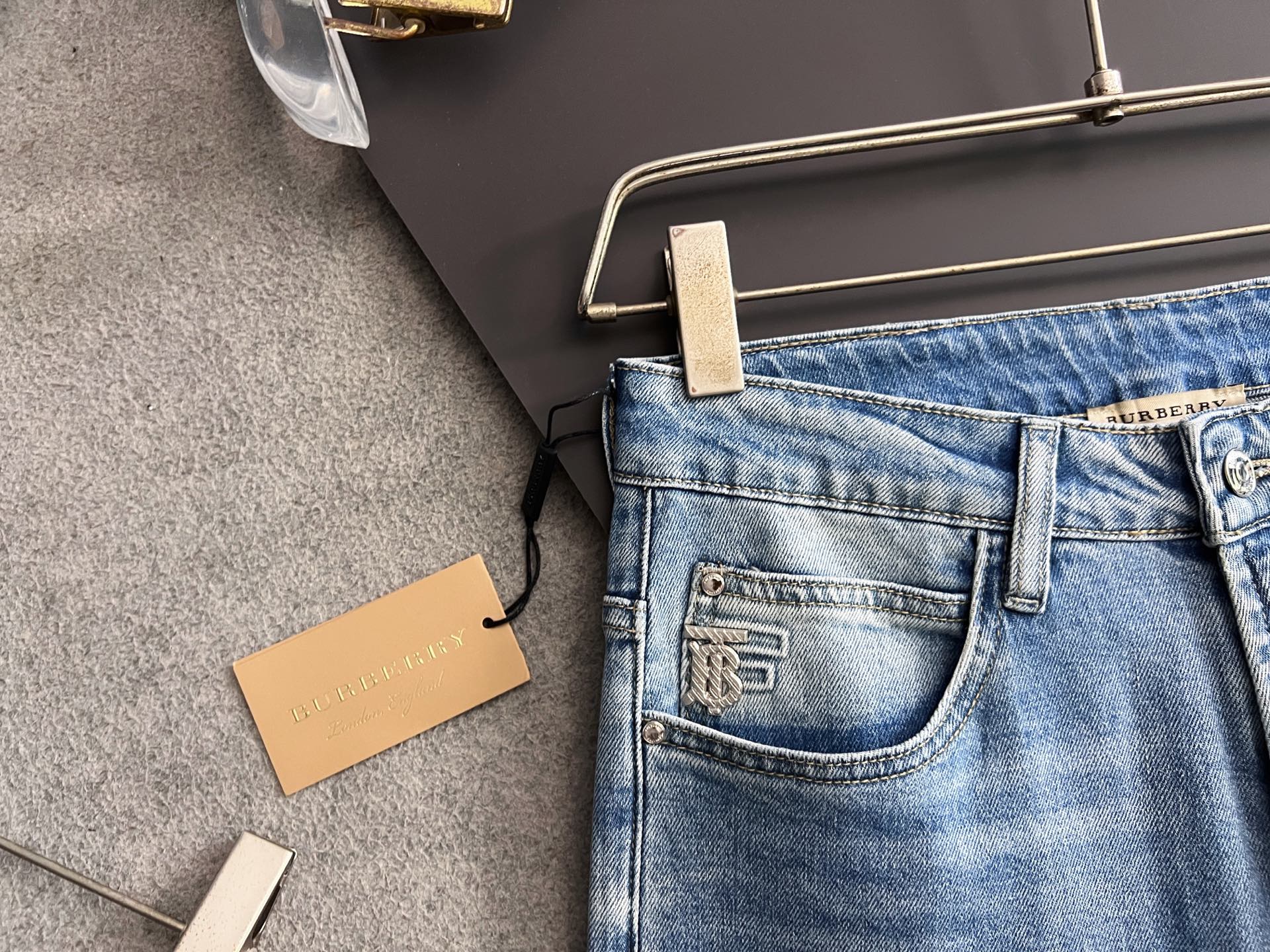 Premium Regenerative Agriculture Cotton Jeans: Quality Dollar Blue Denim, Unique Design, Sustainable Fabric. - 图片 5