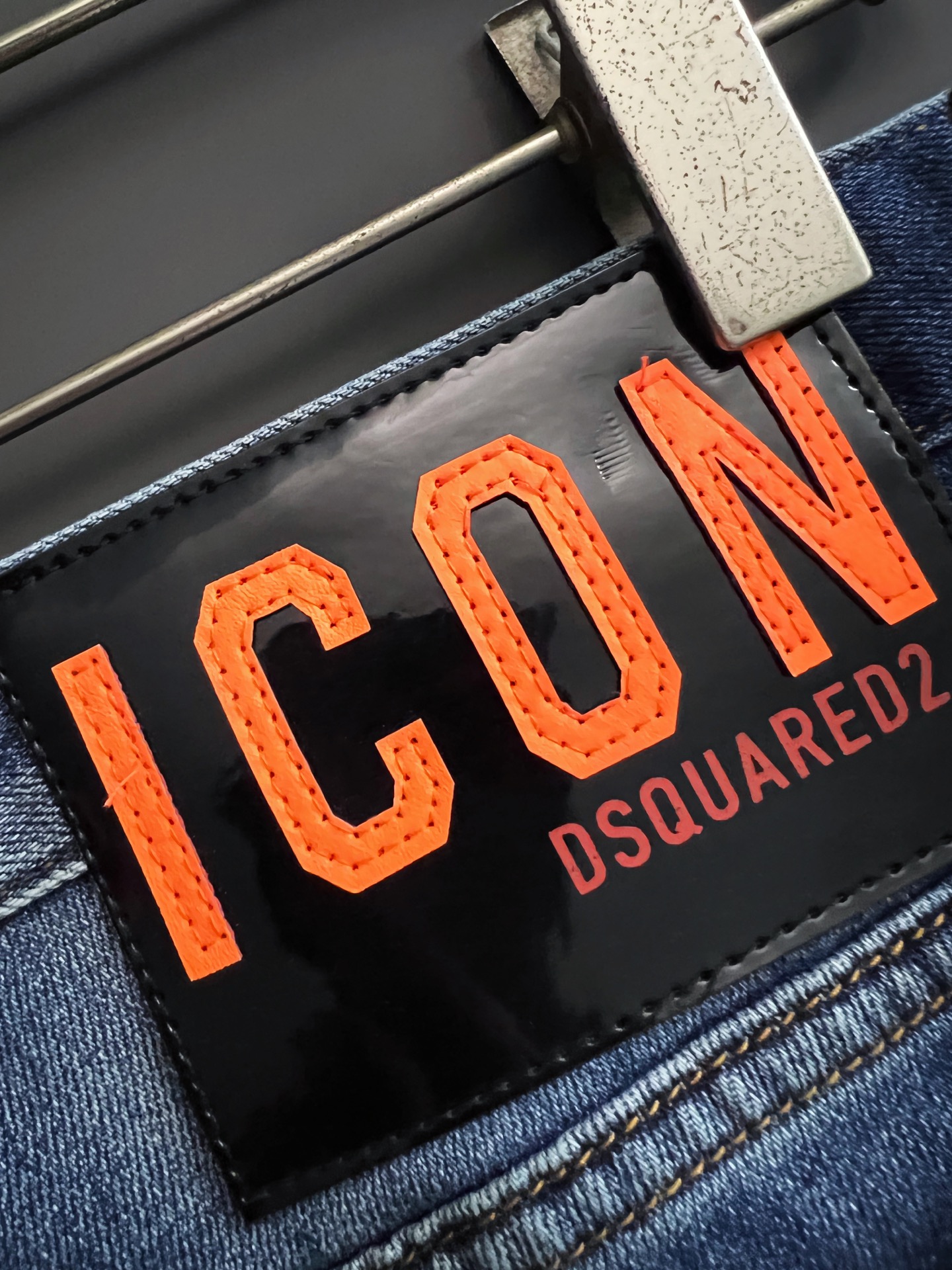 High-Quality Dollar Single Jeans: Original Water Wash Fabrics, Unique Design, Comfort, Style - 图片 8