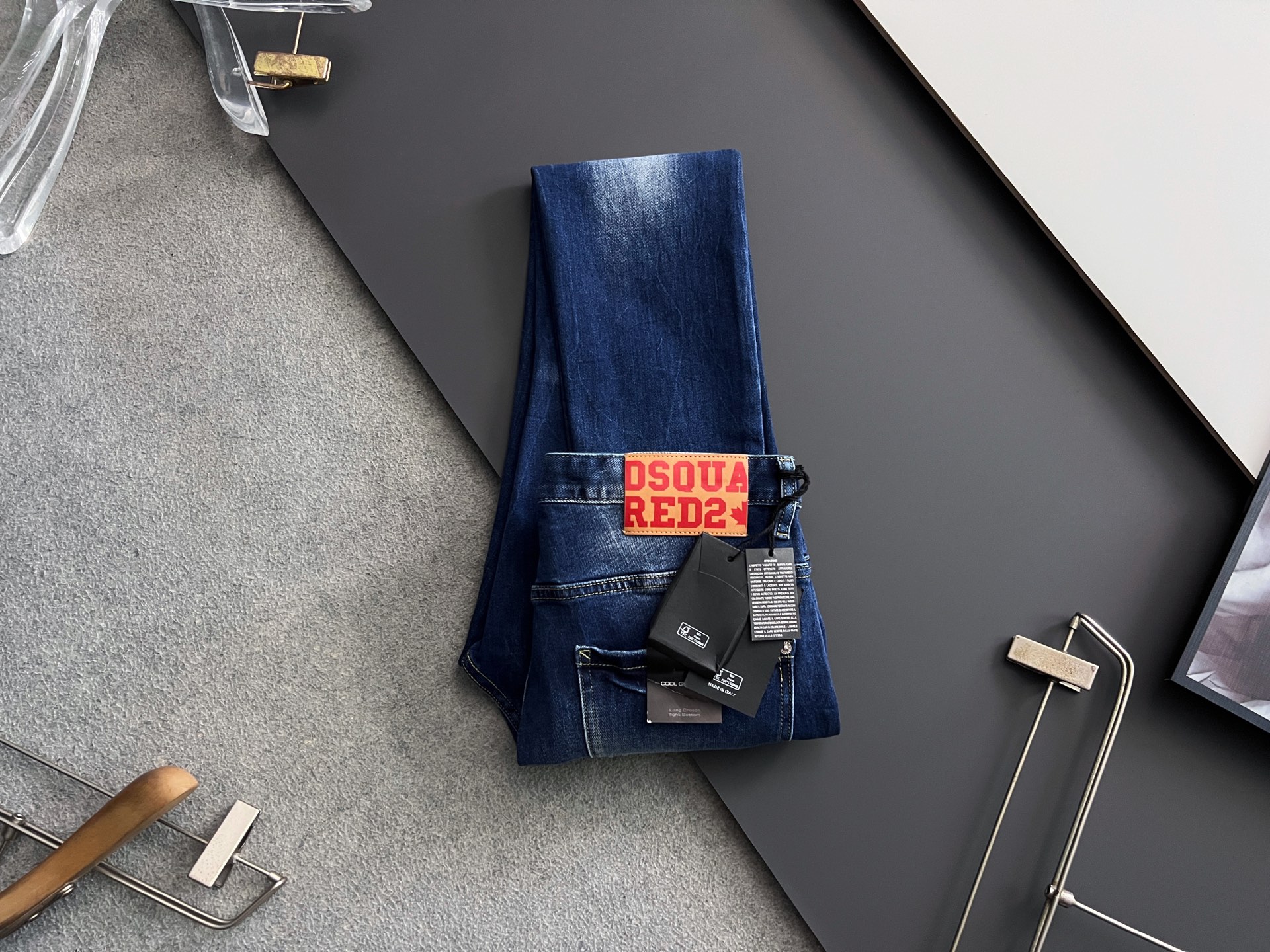 High-Quality Dollar Single Jeans: Original Water Washing, Comfort, Elasticity, Unique Design, Stylish Layout - 图片 9