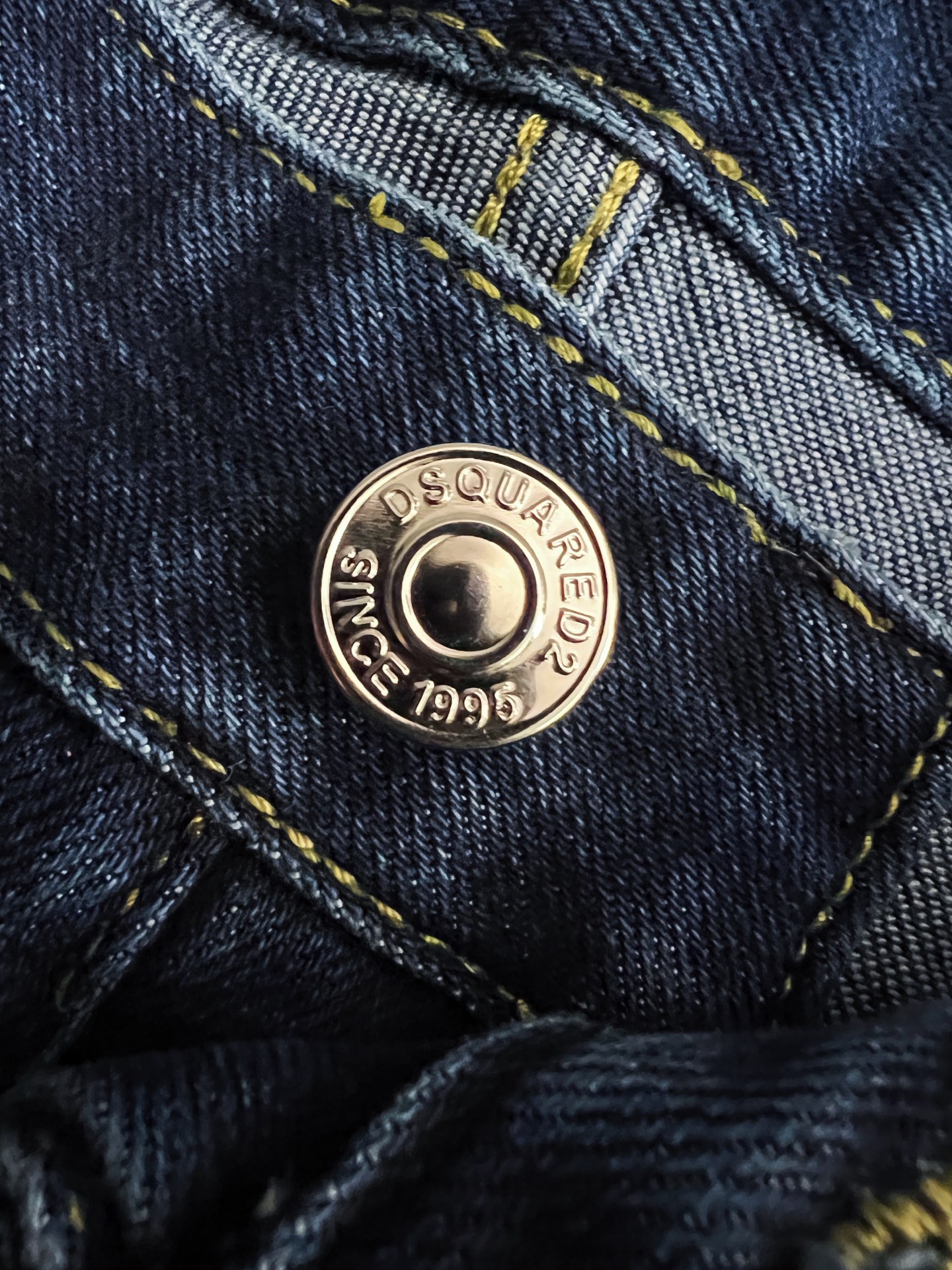 High-Quality Dollar Single Jeans: Original Water Washing, Comfort, Elasticity, Unique Design, Stylish Layout - 图片 5