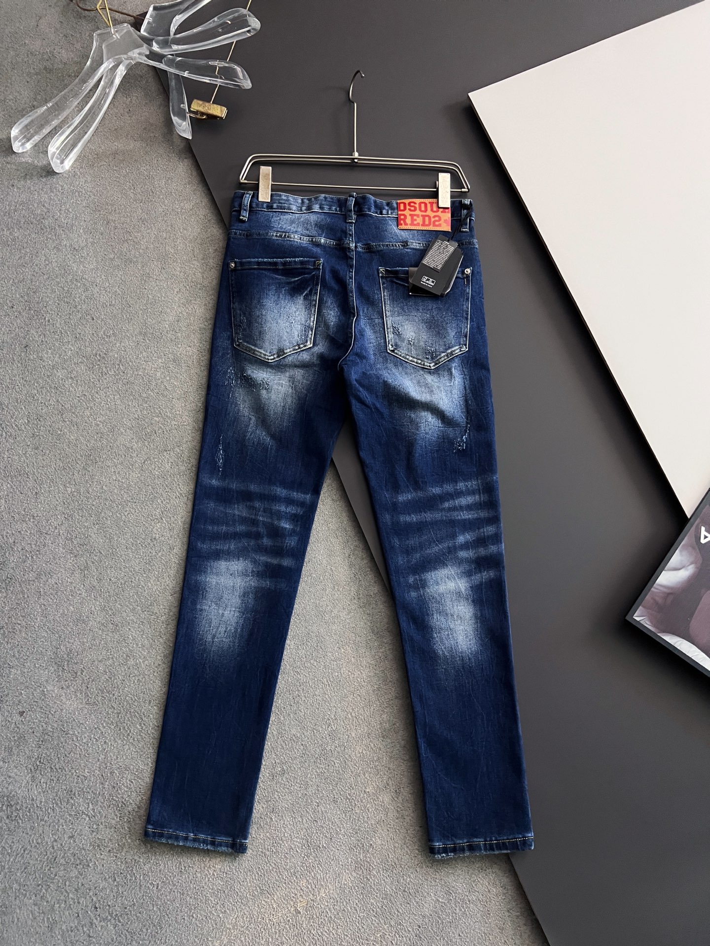 High-Quality Dollar Single Jeans: Original Water Washing, Comfort, Elasticity, Unique Design, Stylish Layout - 图片 6