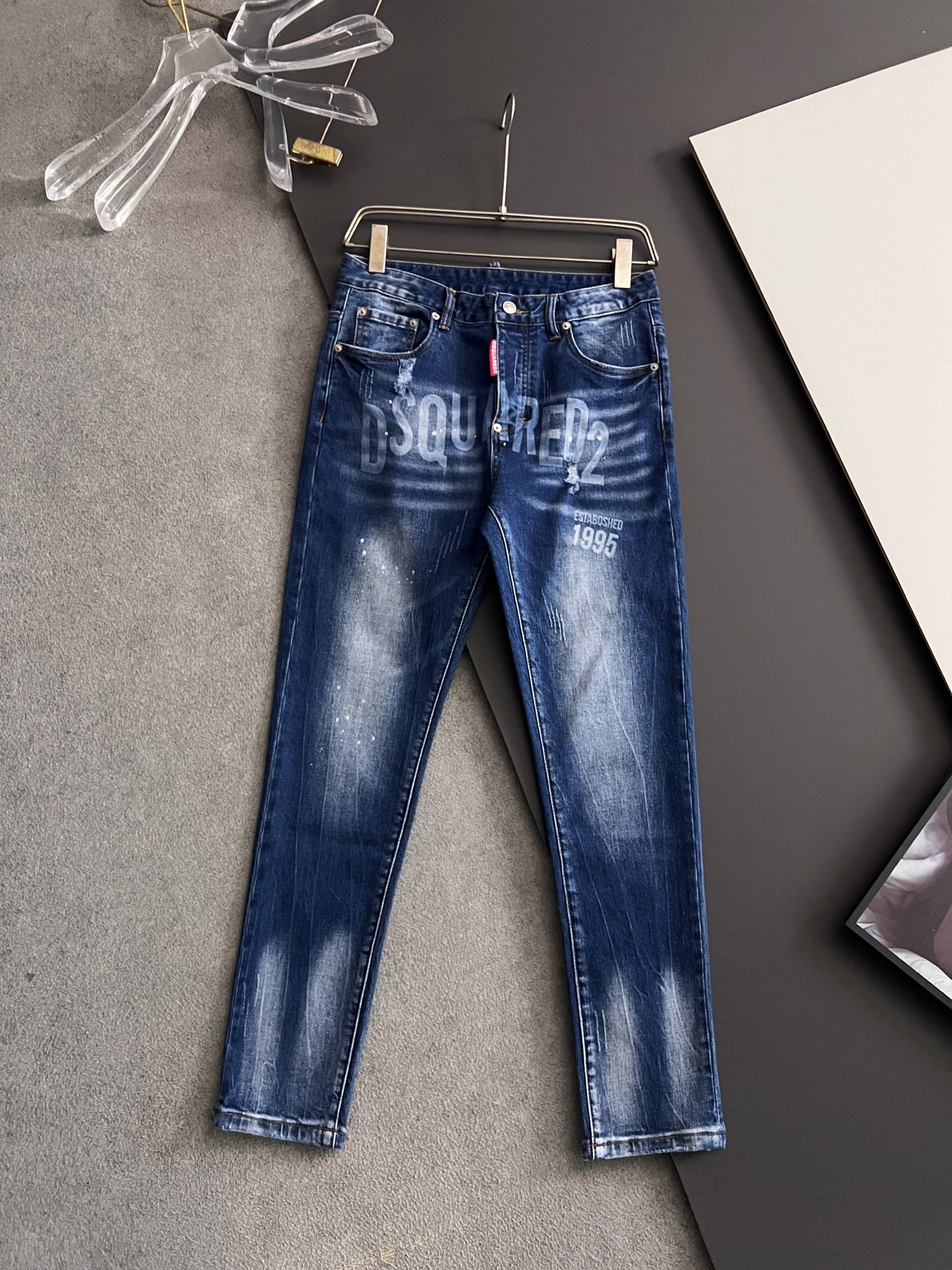 High-Quality Dollar Single Jeans with Unique Design and Comfortable Elasticity