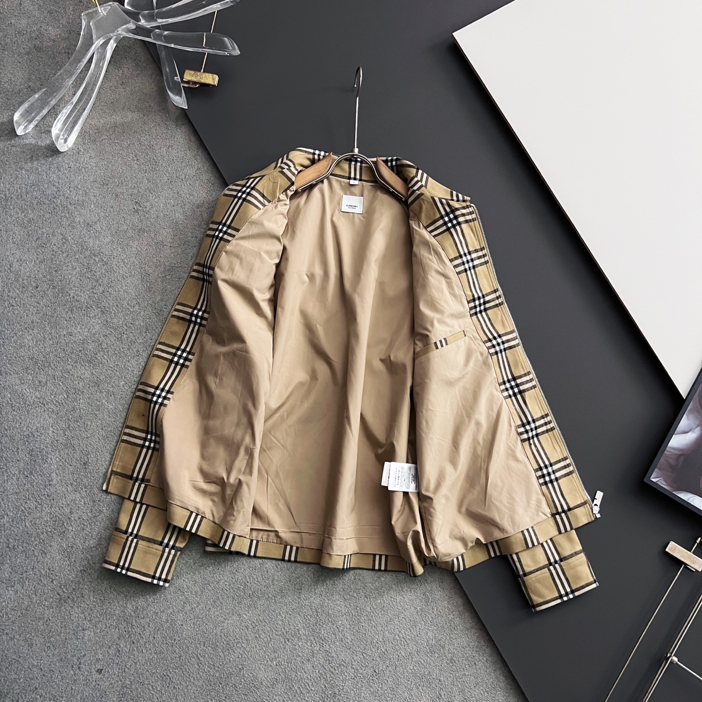 (P1056) Bur* 2025 Original 1:1 for the new, old cotton jacket in the autumn and winter - 图片 5