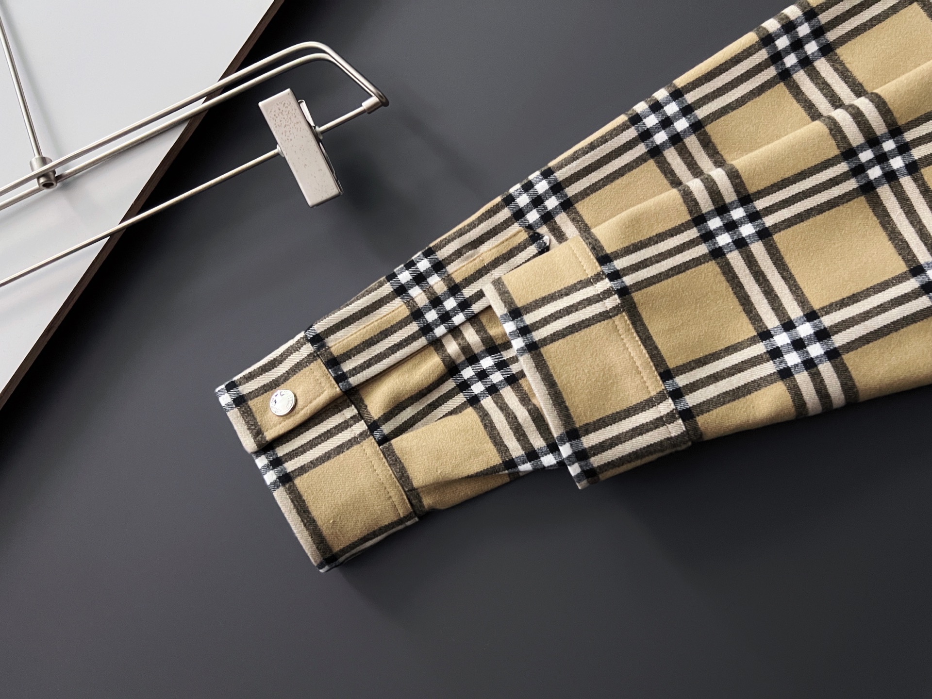 (P1056) Bur* 2025 Original 1:1 for the new, old cotton jacket in the autumn and winter - 图片 8