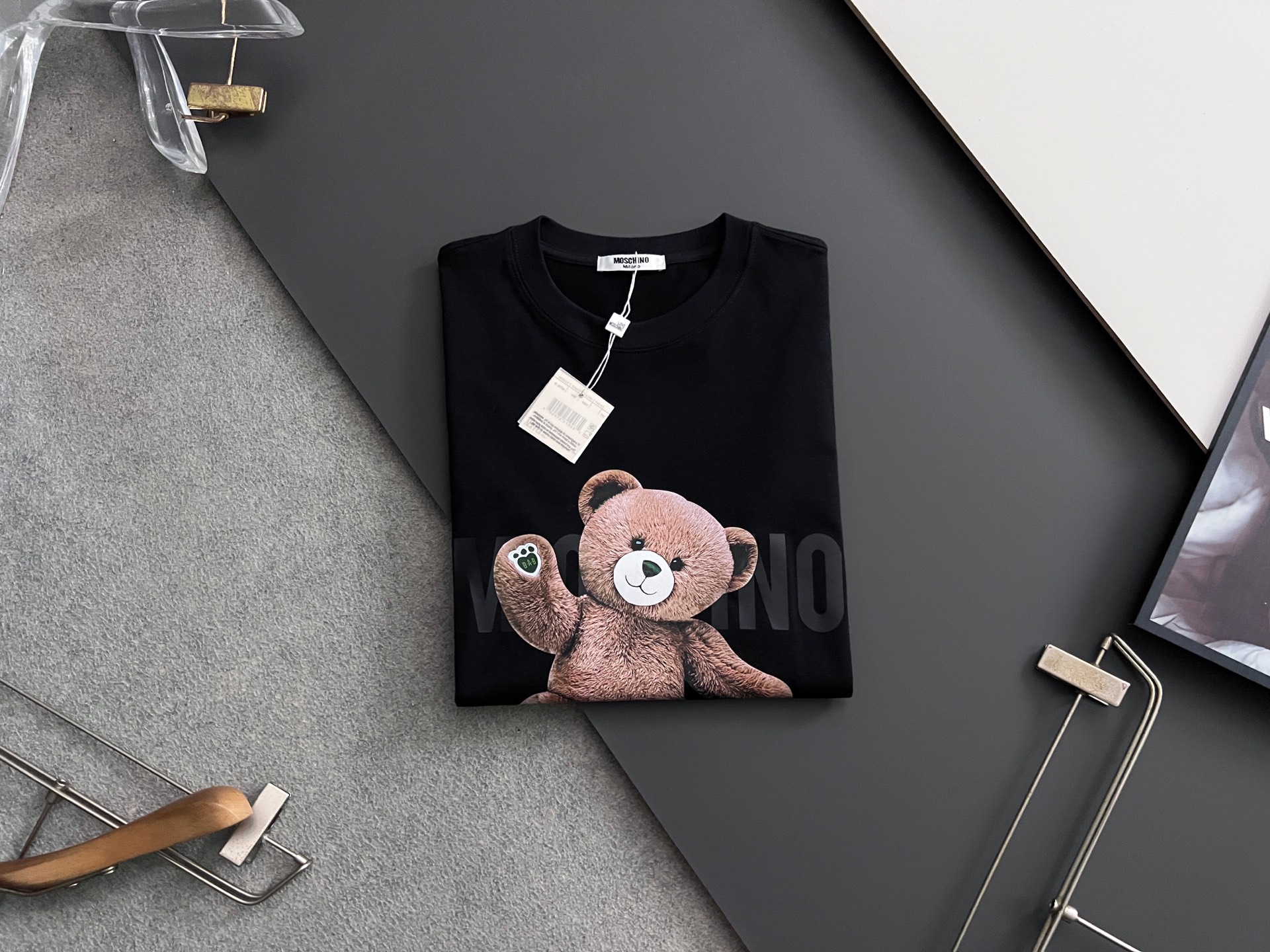 “Simple Basic Cotton Short-Sleeve Set with Quality Lines for All Seasons: White and Black Options (M-3XL)” - 图片 8