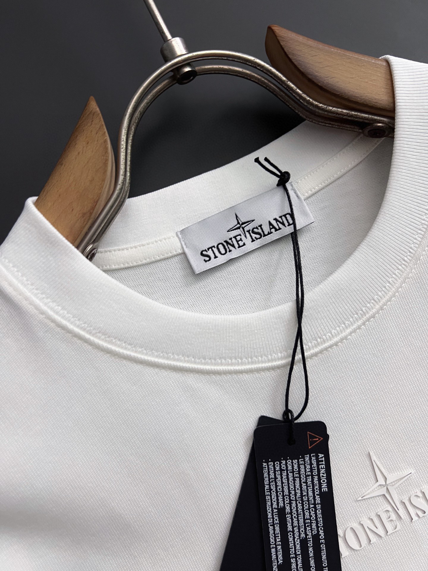 ）翻单出货、石头岛&CD*、🌟2025Ss爆款280g纯棉双纱爆款现货四季系列短袖，简约基础衣橱神器， 