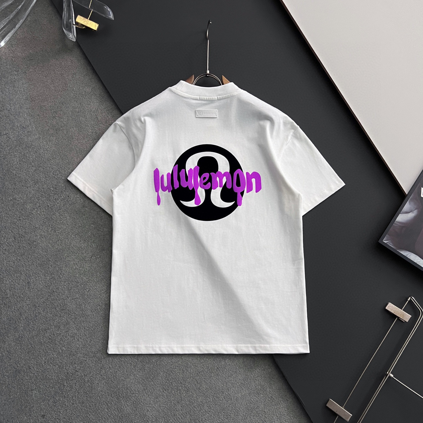 ）Lulu*、2025Ss🌟爆款280g纯棉双纱爆款现货四季系列短袖，简约基础衣橱神器， 休闲百搭必备款