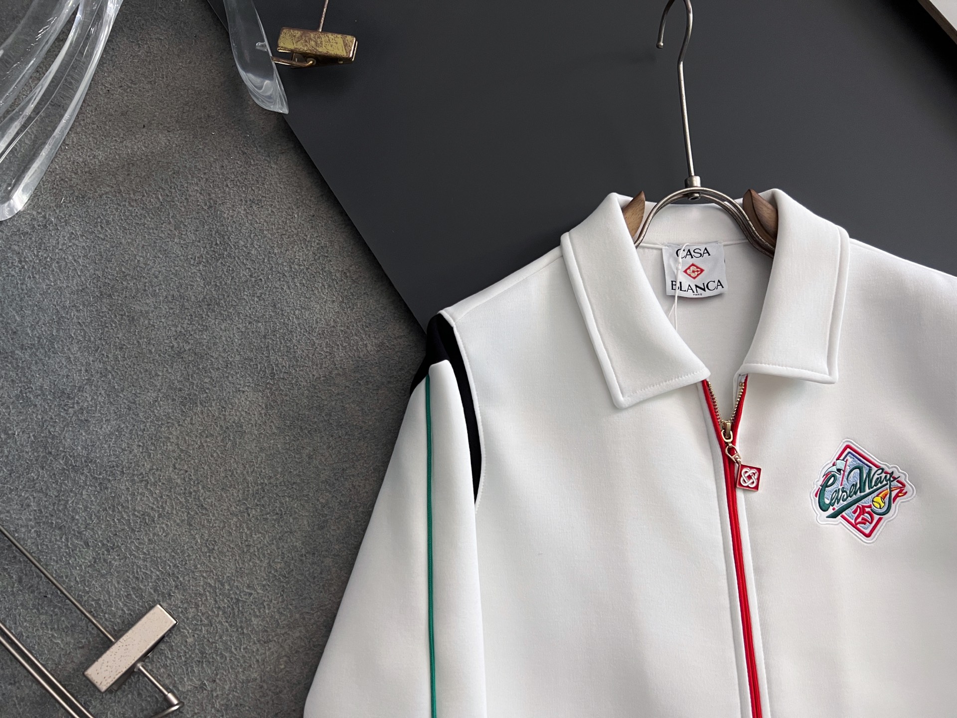 ） Cas*套装🌟 2025秋冬季款顶级进口私货，内里完美包边，上身舒服 无刺感 高端定制进口面料 排列