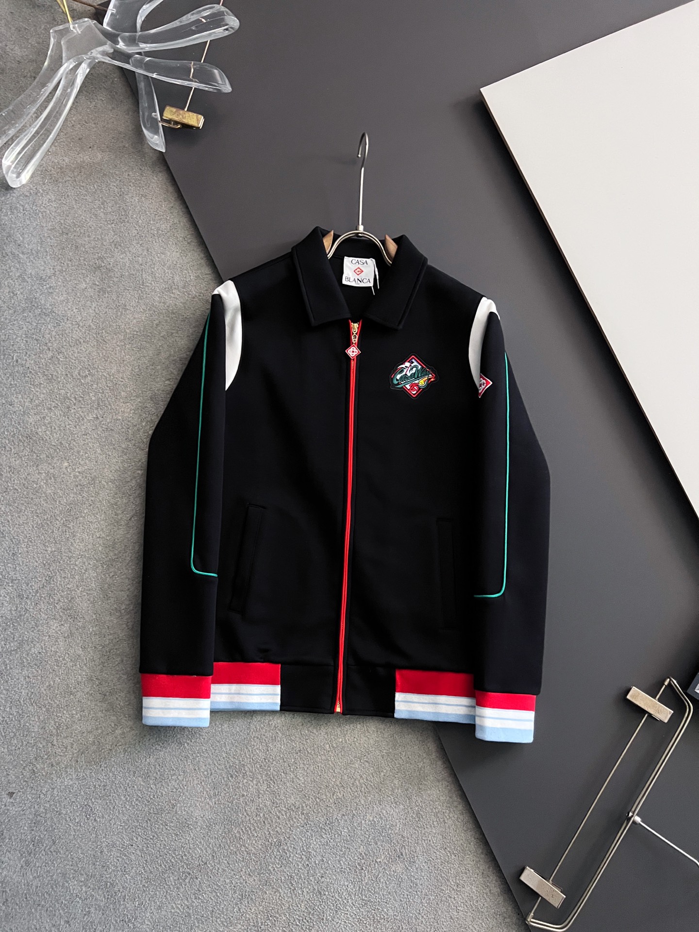 ） Cas*套装🌟 2025秋冬季款顶级进口私货，内里完美包边，上身舒服 无刺感 高端定制进口面料 排列