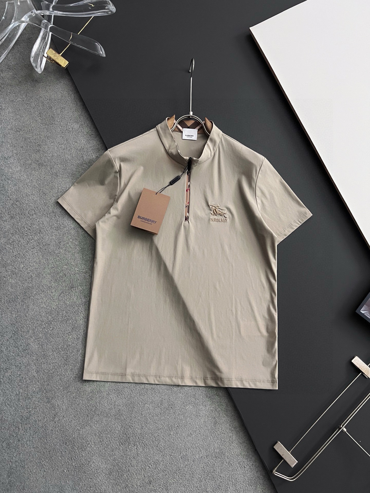 冰袖冰裤）Bur*25Ss🌟新款冰爽休闲裤 非常好看的基础款系列！采用定制冰爽弹力冰丝面料！具有防皱耐磨