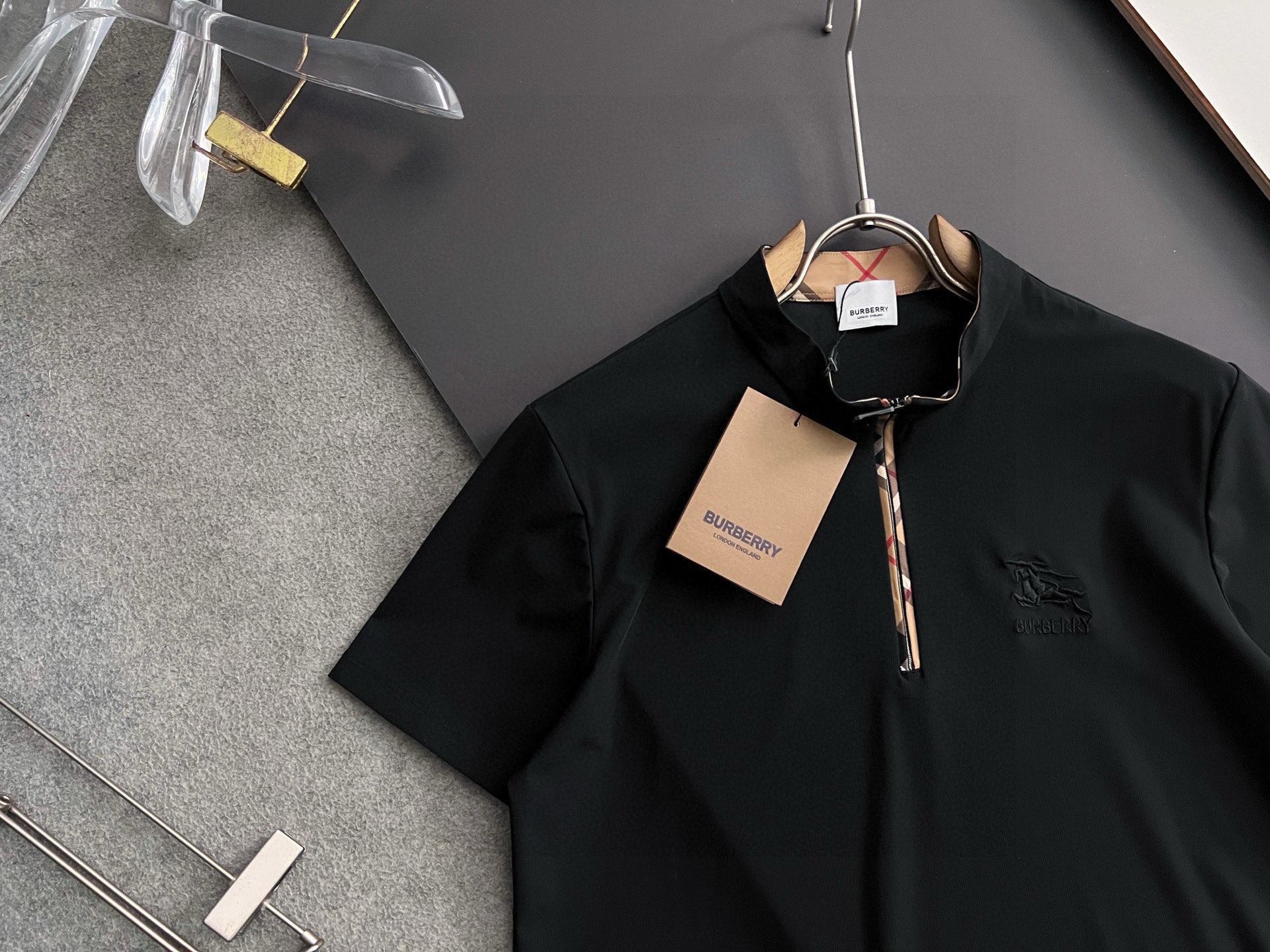 冰袖冰裤）Bur*25Ss🌟新款冰爽休闲裤 非常好看的基础款系列！采用定制冰爽弹力冰丝面料！具有防皱耐磨