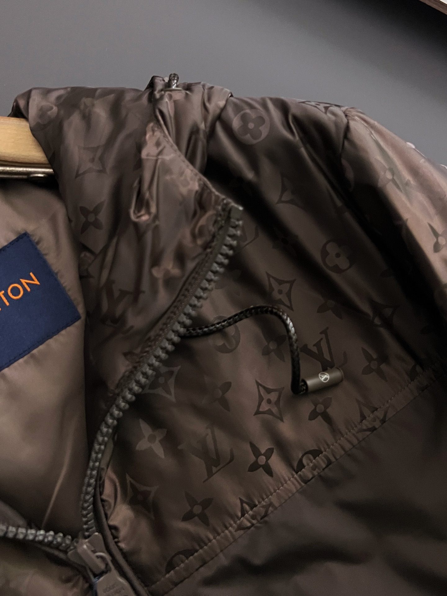 ）1V、2025秋冬新款🆕夹克外套 原版11订制五金配件全进口原版定制 欢迎专柜对比 超柔软 超级重工 