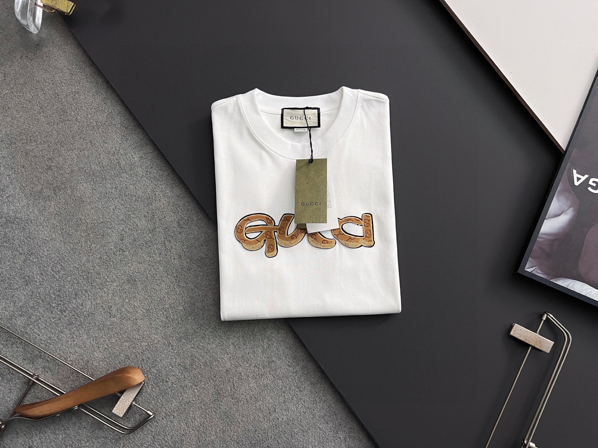 ）25款Gucc*🌟最新独家爆款*.】重克280克纯棉双纱）爆款现货四季系列短袖，简约基础衣橱神器， 休